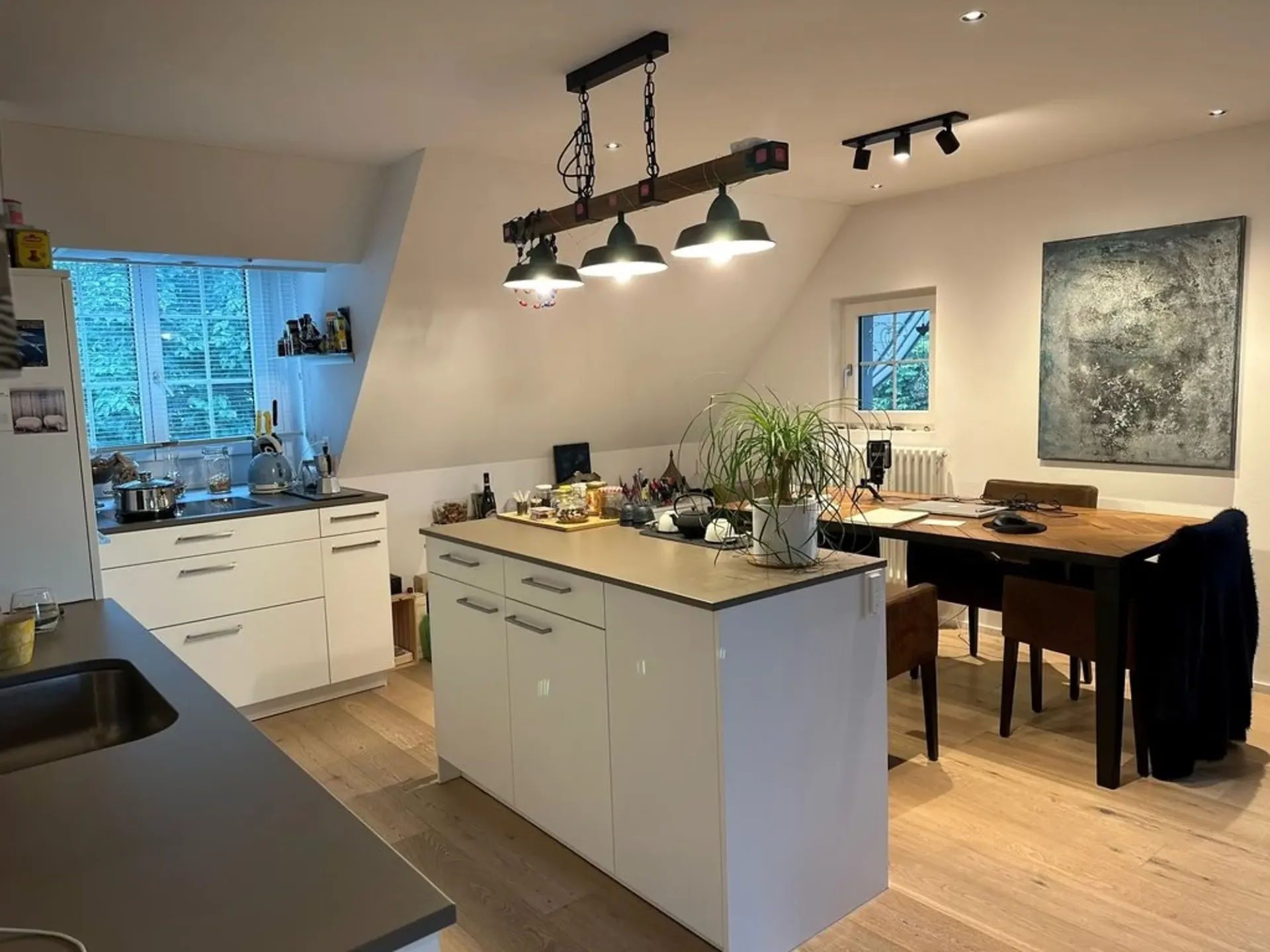 Appartamento attraente di 2,5 locali con balcone a Münchenbuchsee