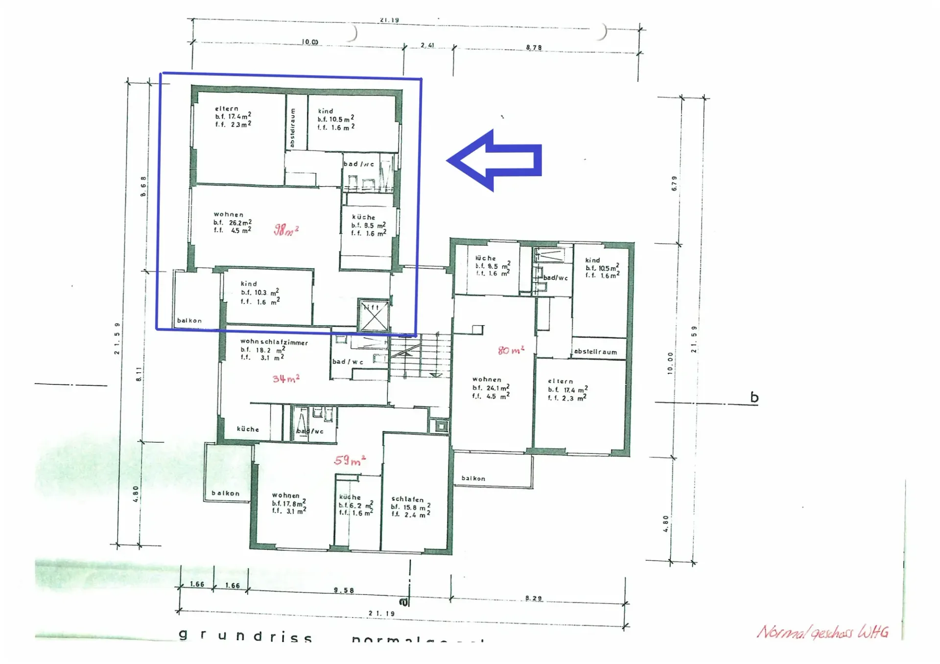 Appartement rénové de 4,5 pièces avec balcon et ascenseur