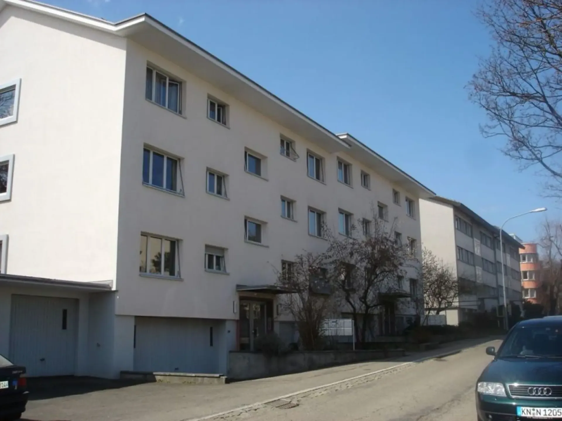 Living in the popular Wollishofen district until 31.01.2027