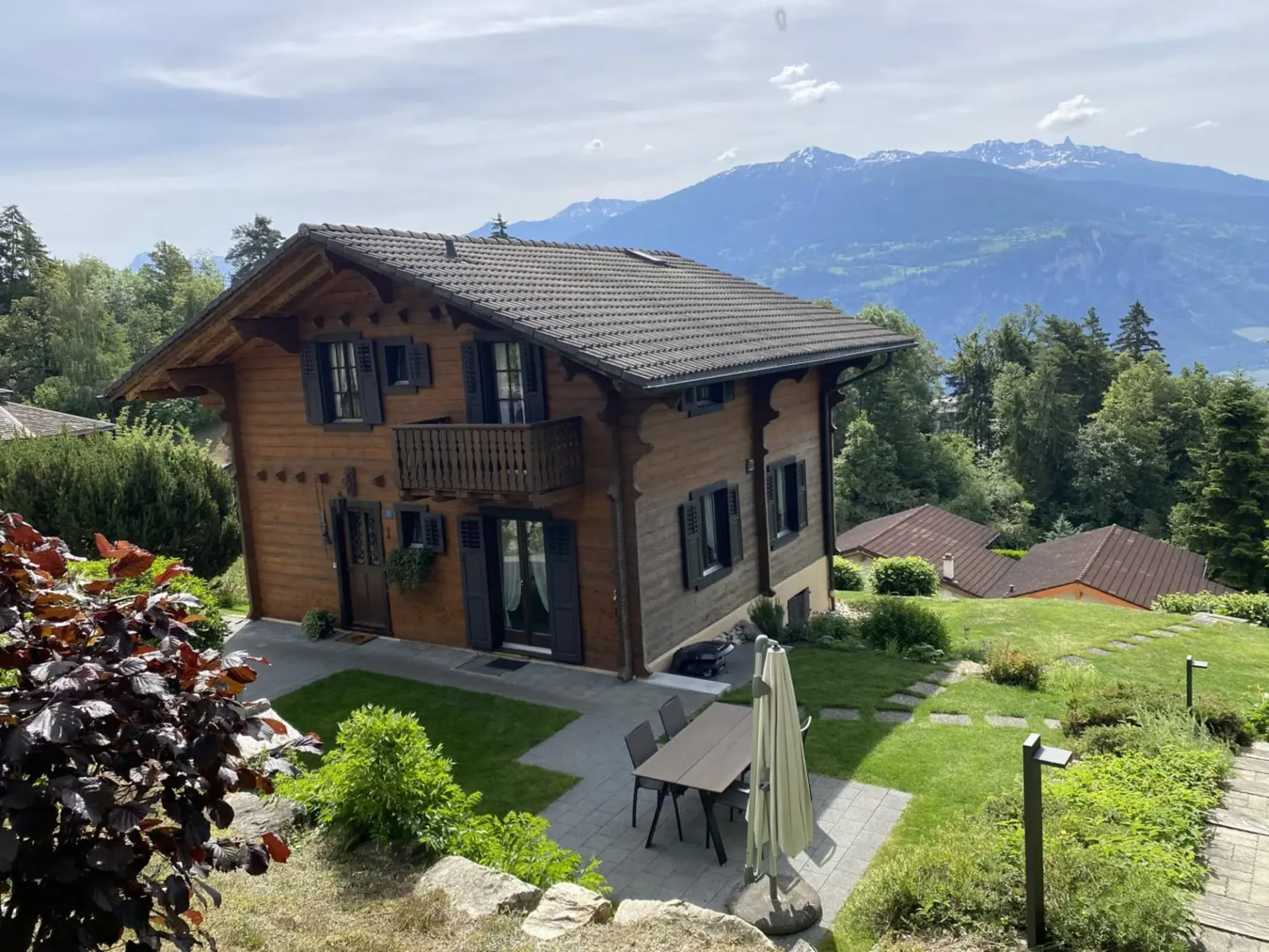 Grimisuat - magnifico chalet individuale con esterno d'eccezione