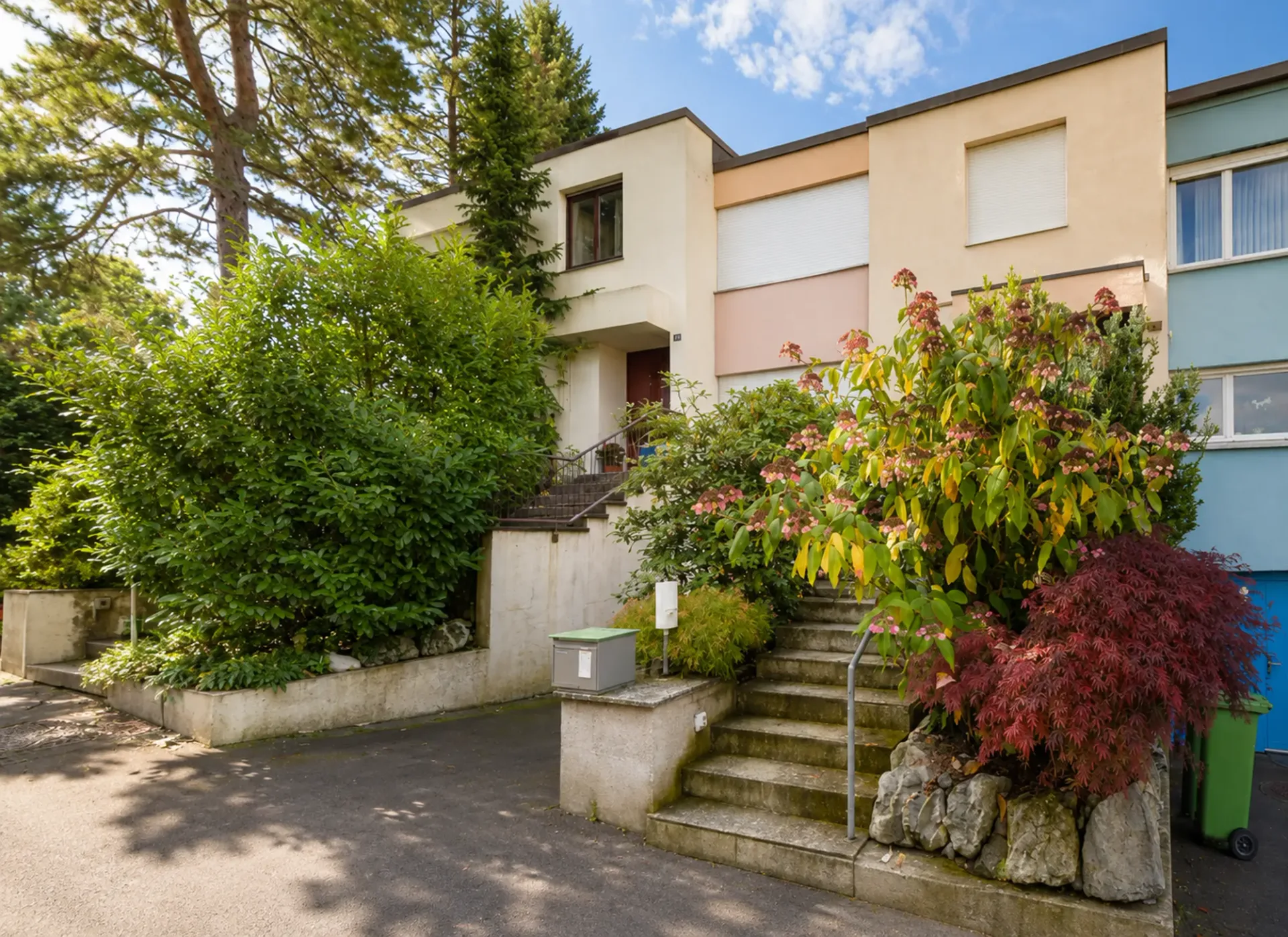 Maison unifamiliale moderne dans un quartier calme à Flawil