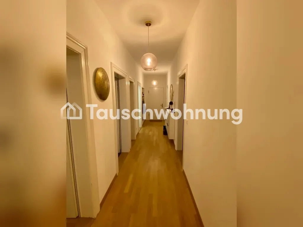 Helle Wohnung im Hardschloss am Hardplatz