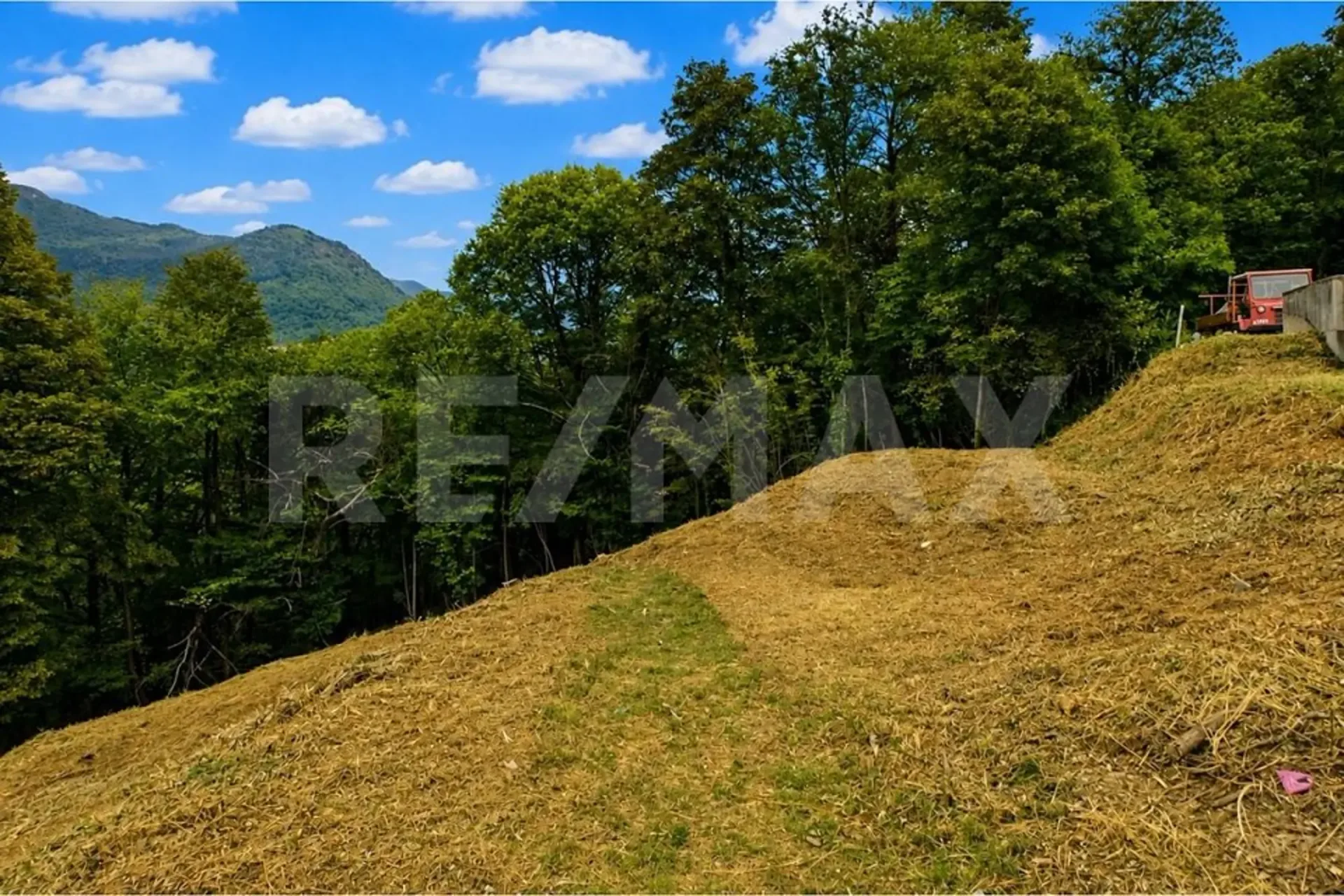 Terreno edificabile ad Aranno (30 min. da Lugano)