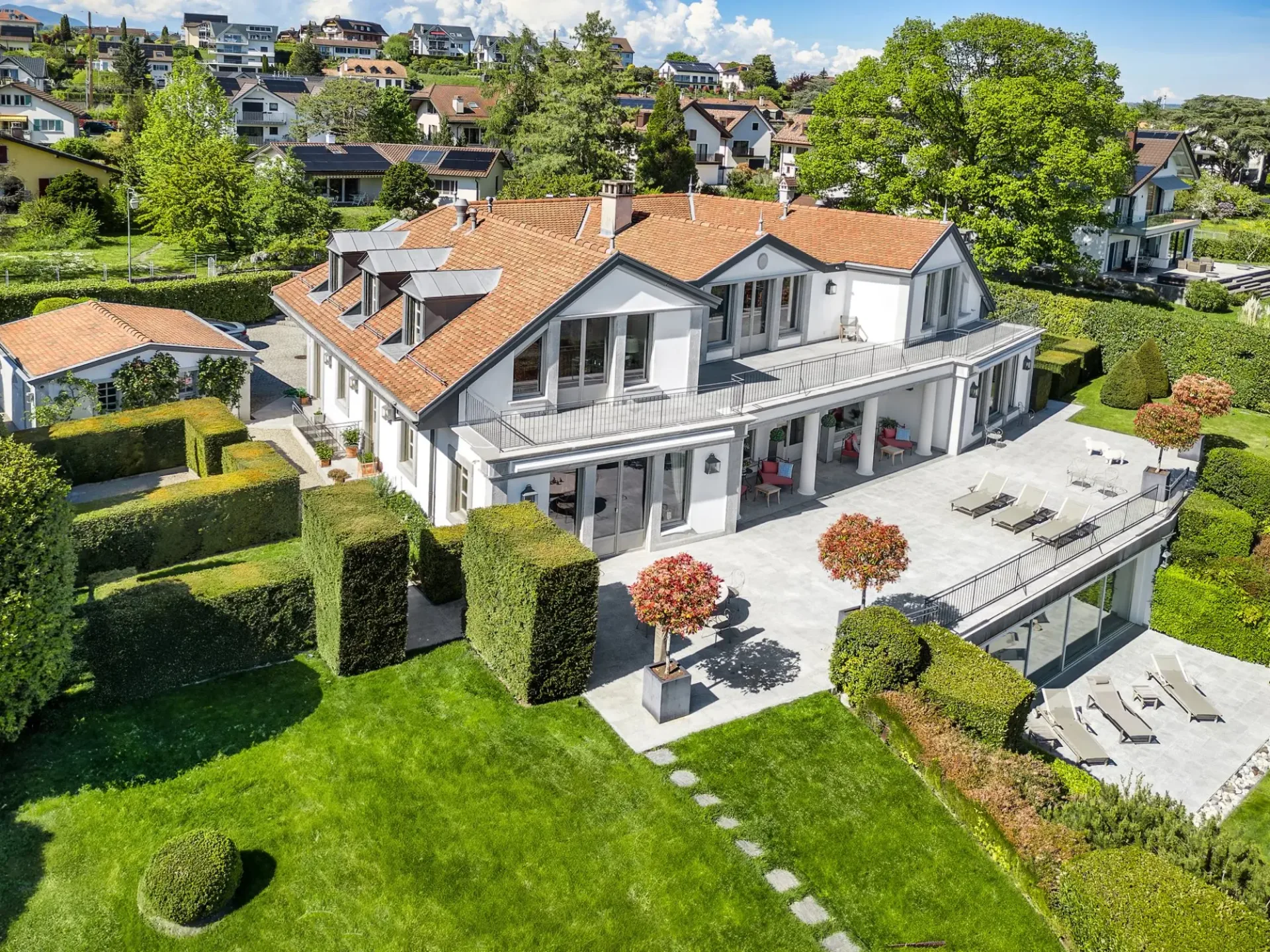 Eine Villa am Ufer des Genfersees ? Prestige, Raum und Licht