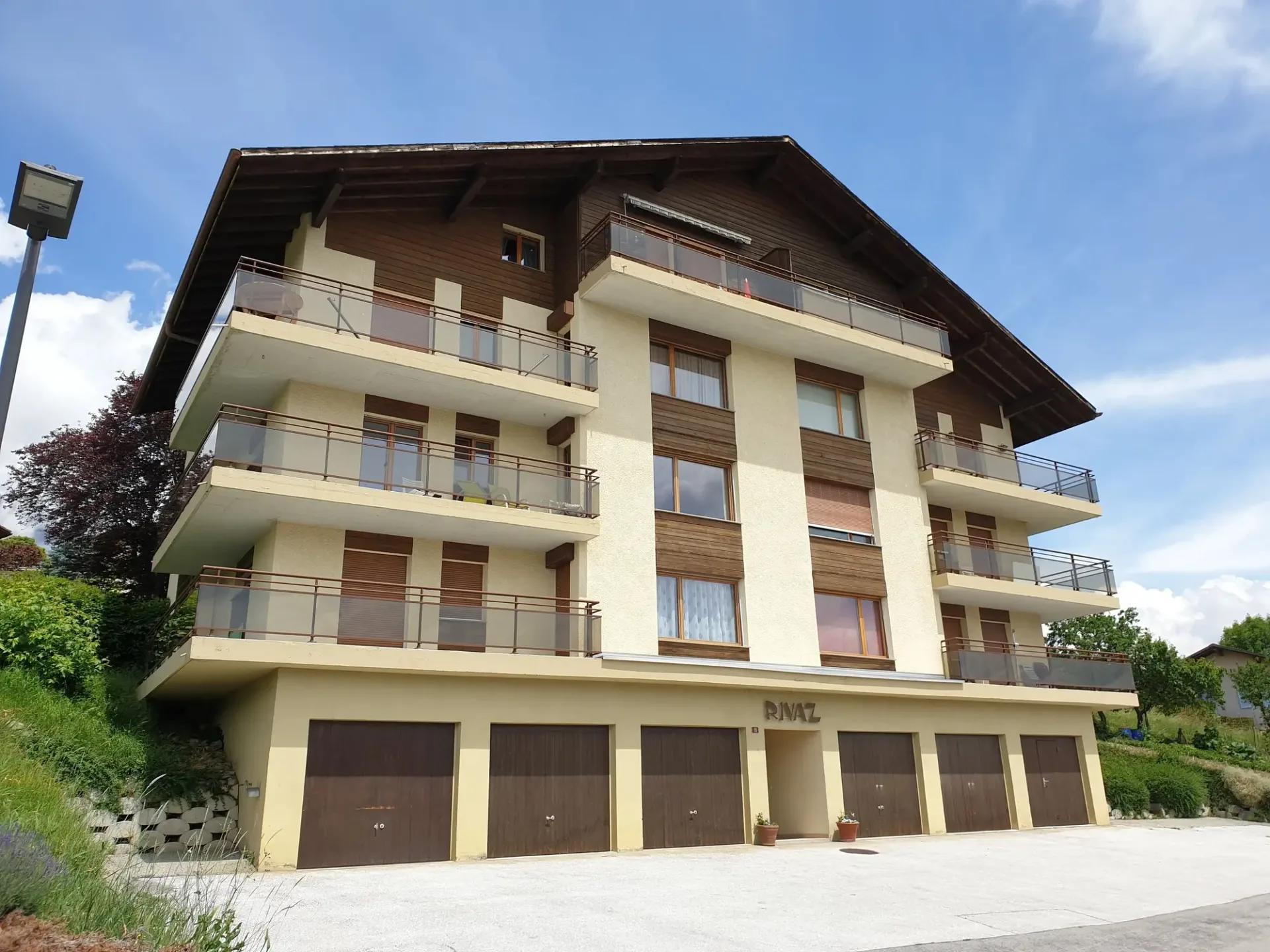 Ferienvermietung: Apartment La Rivaz