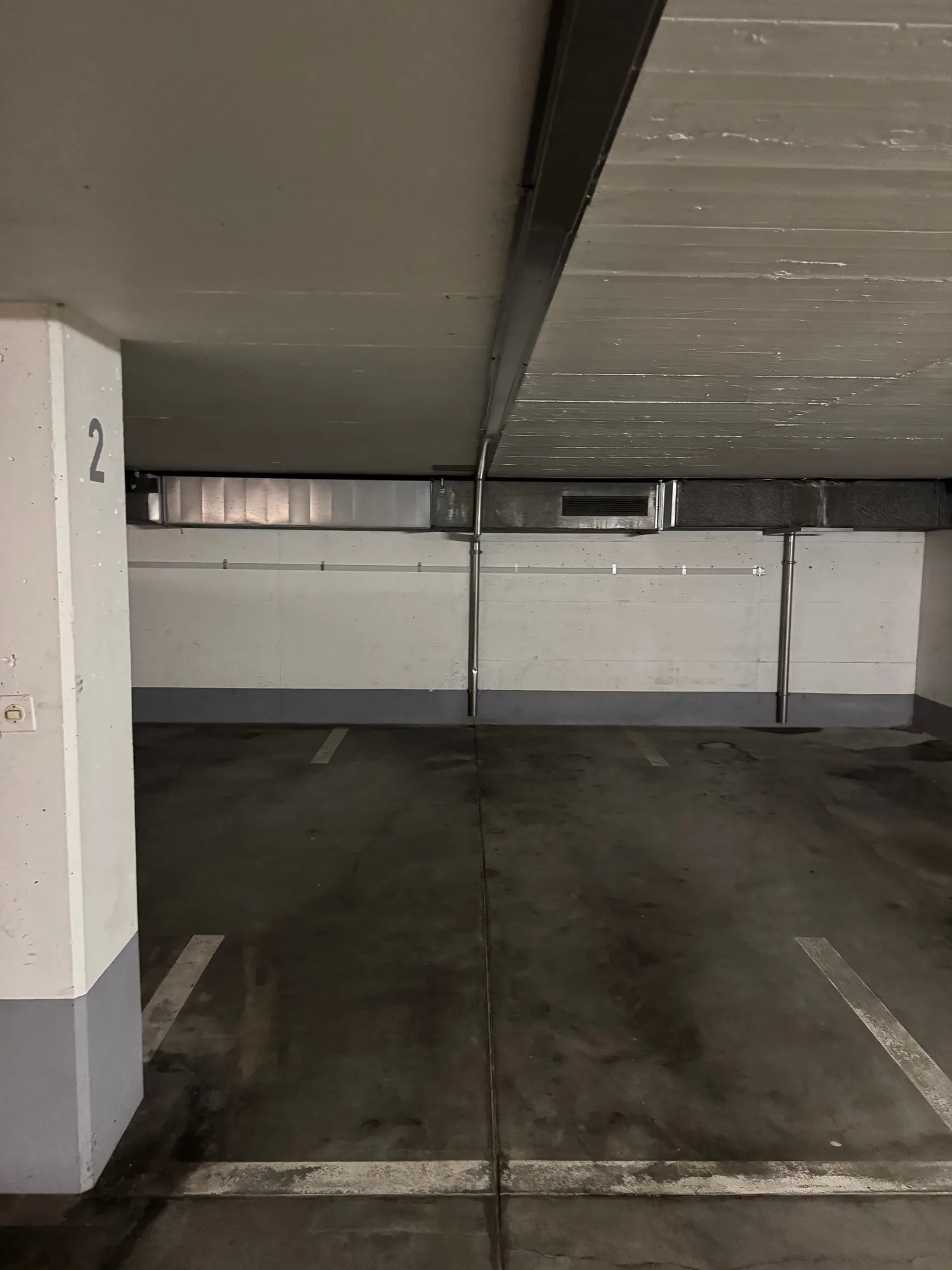 Parking souterrain à louer