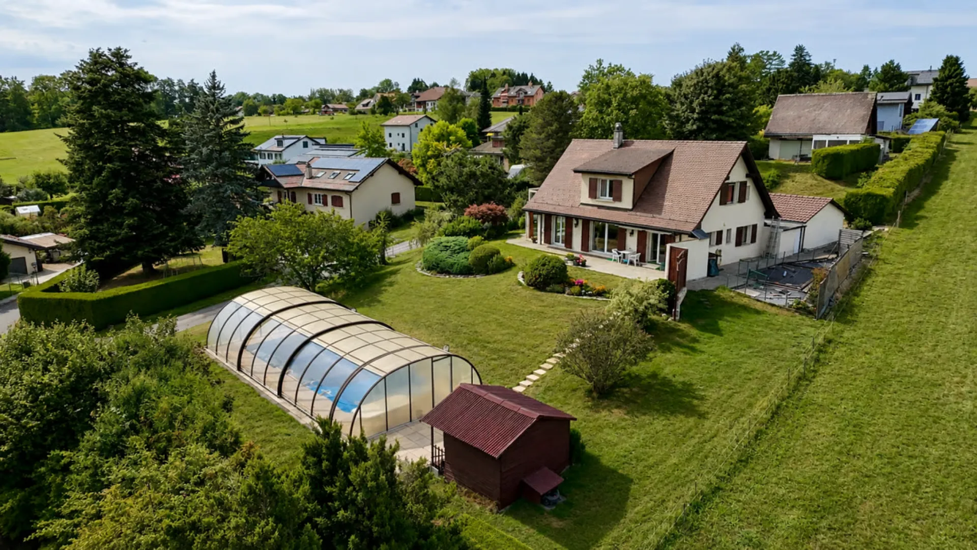 Villa mit Pool in Mollie-Margot