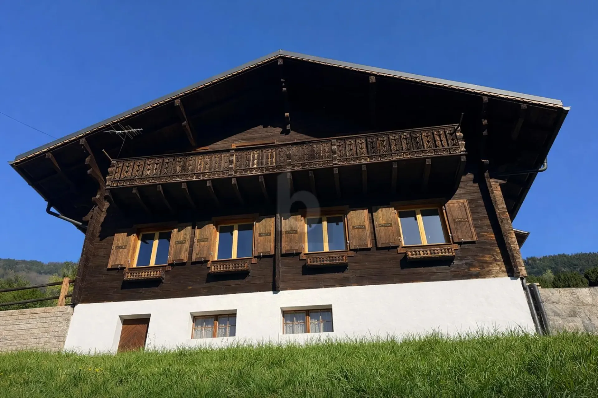 Großartig, renoviert mit Blick auf die Dents du Midi