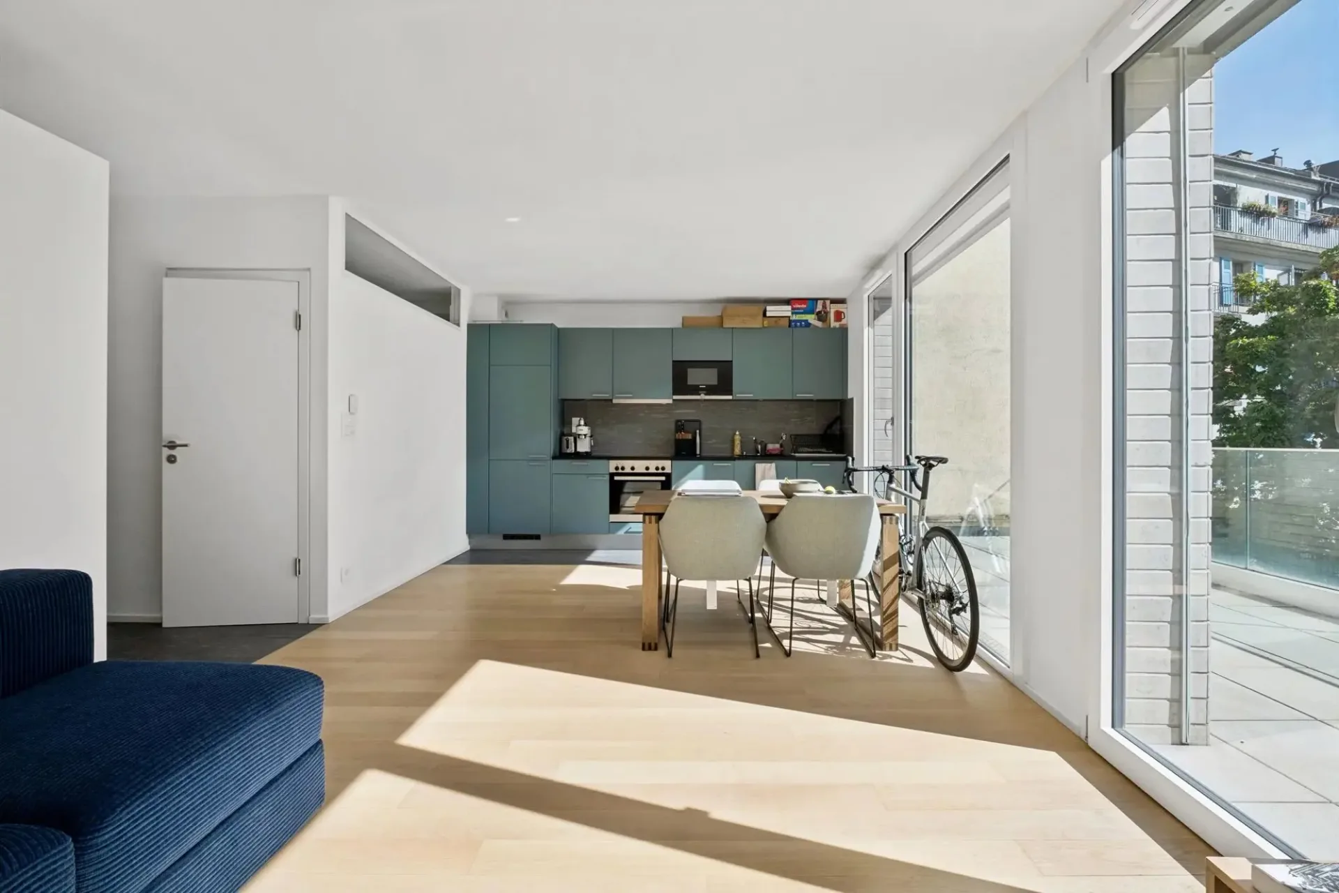 Exklusivität! Schönes contemporary Apartment mit Terrasse in der Stadtmitte
