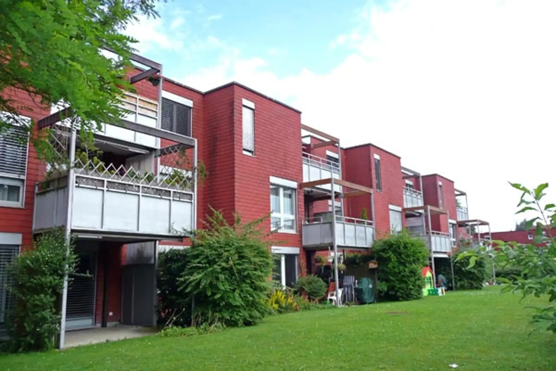 Wohnung in familienfreundlicher Überbauung - Befristet bis 31.10.2027