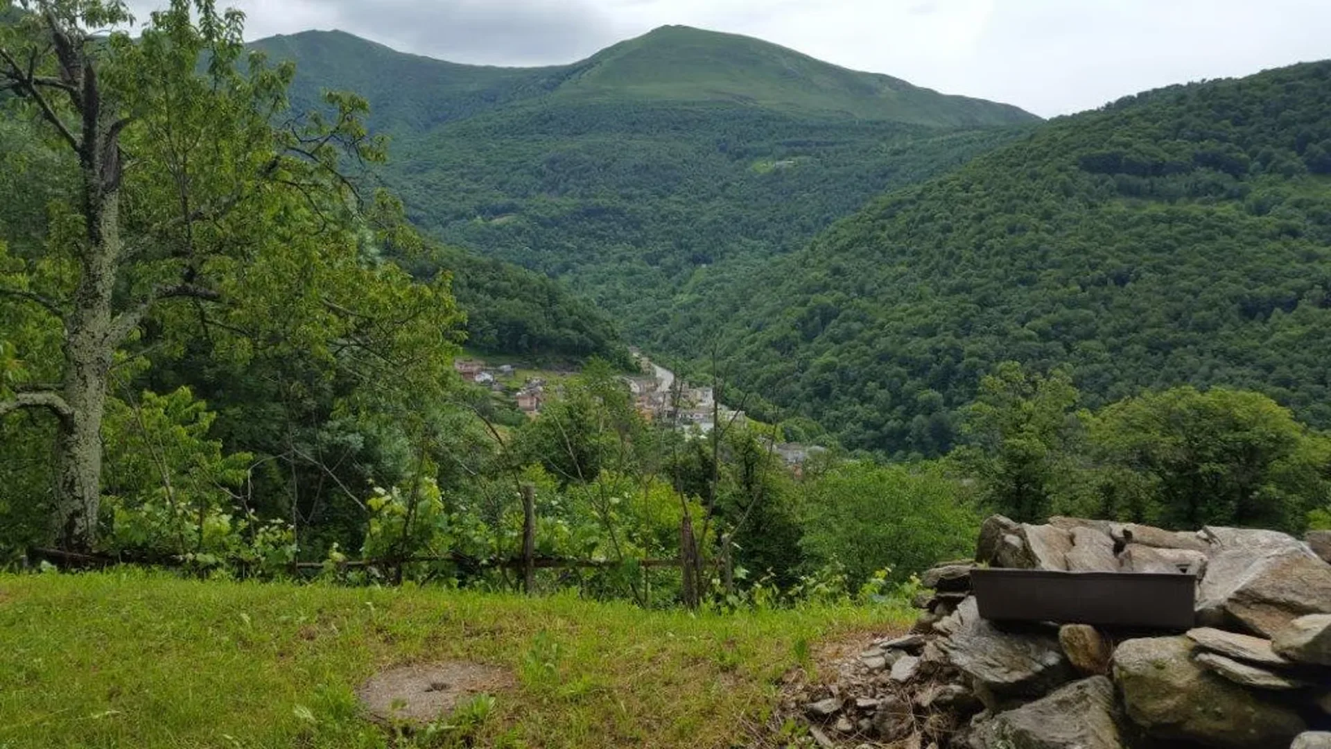 Rustico von Privatpersonen in Boscaccio Hameau de Medeglia zu verkaufen