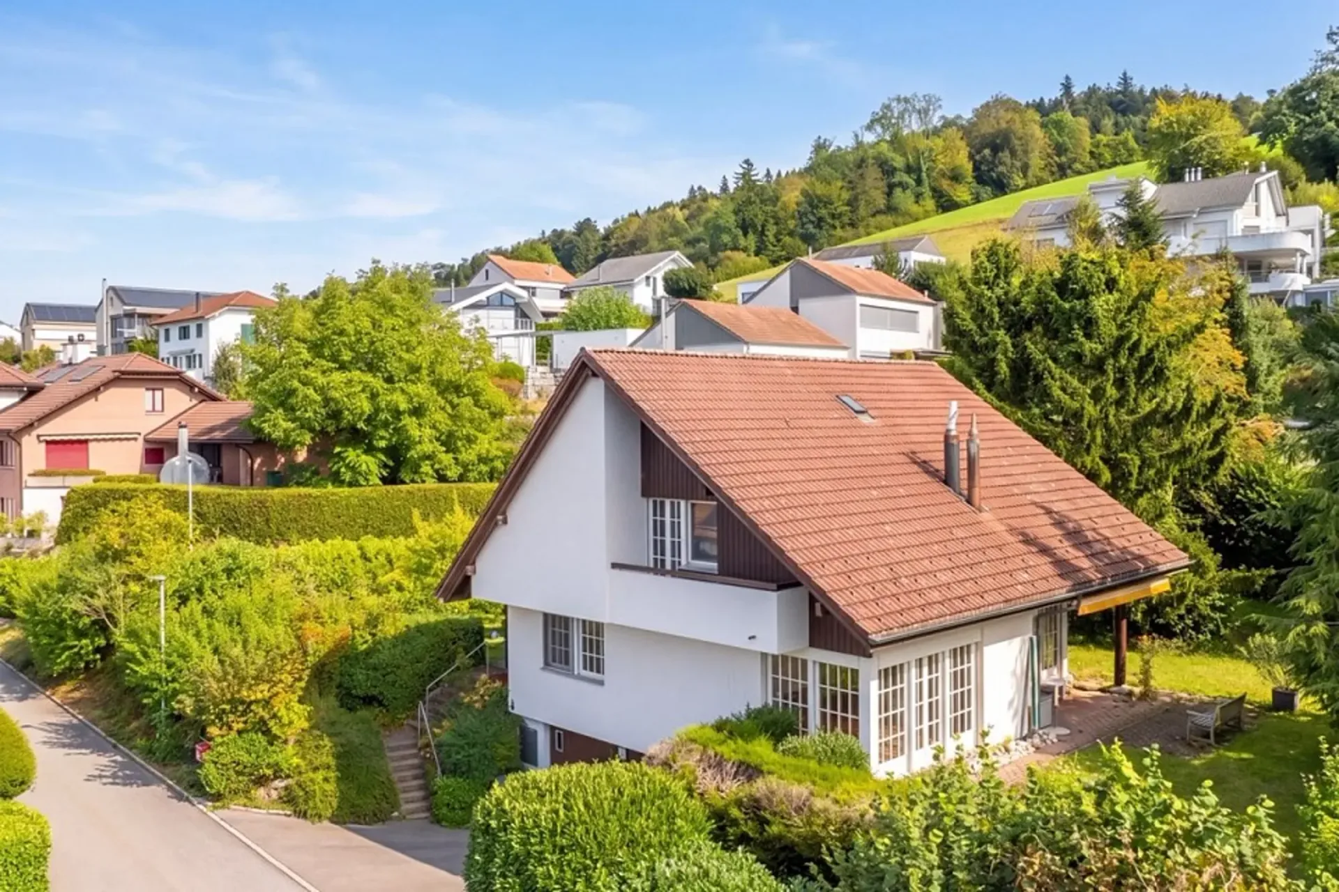 Gepflegtes Einfamilienhaus mit aussergewöhnlichem Potenzial