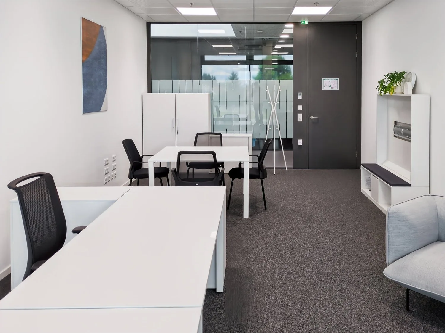 Office space for 30 in Spaces Main Station