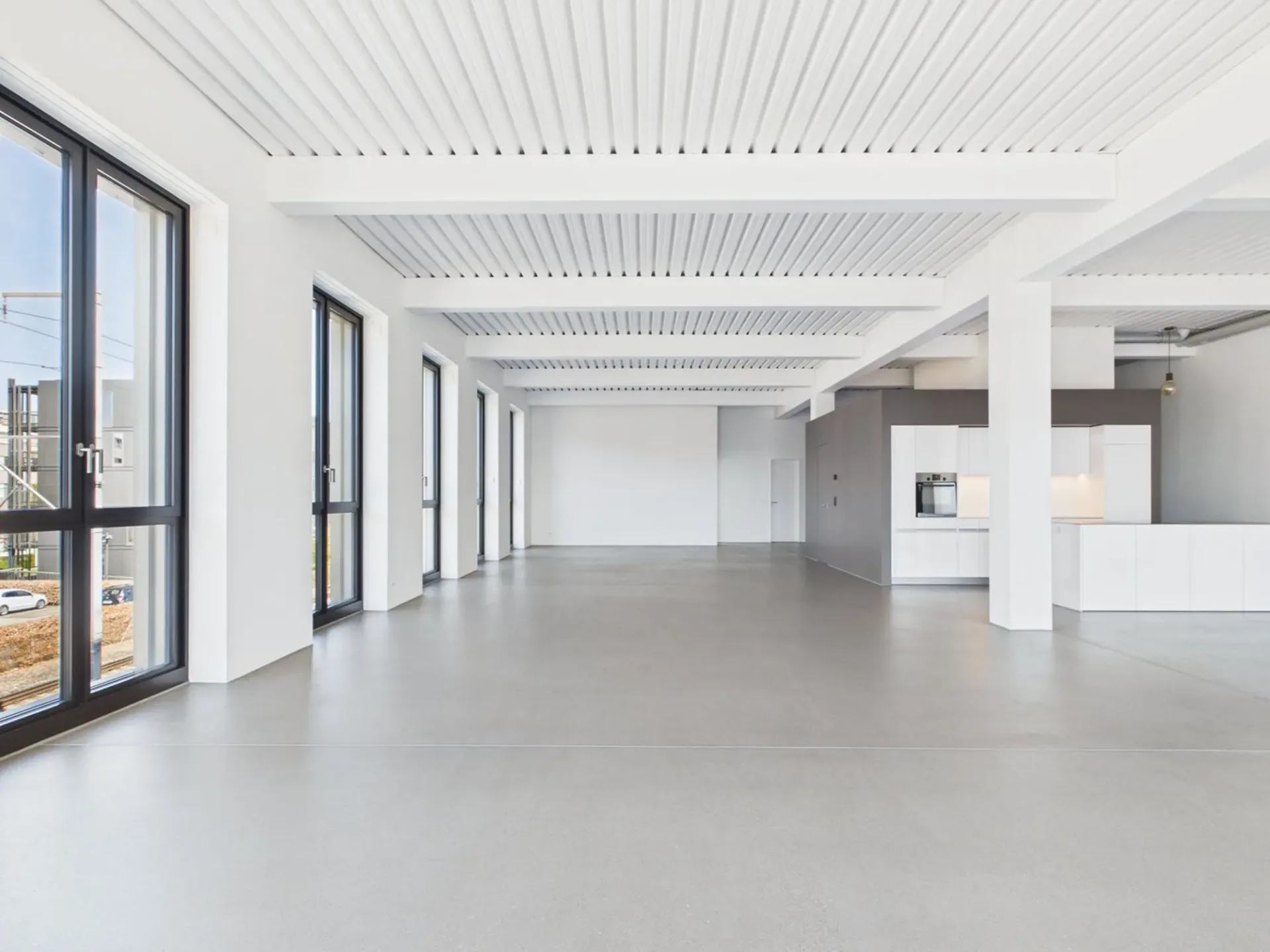 moderne 2-Zimmer-Loftwohnung in der Nähe des Westside