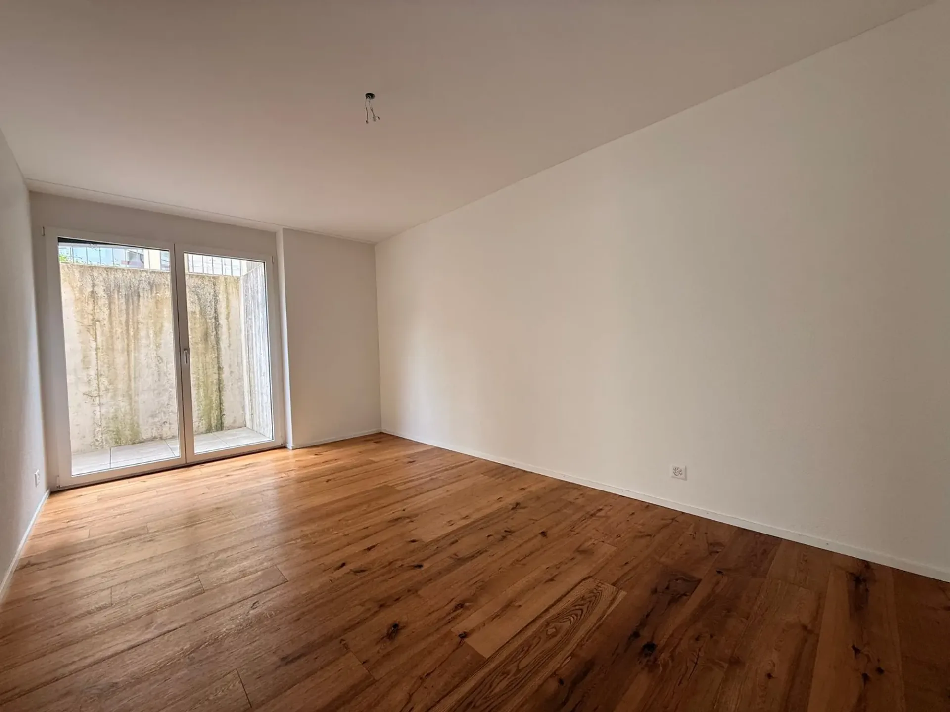Moderne 3.5-Zimmer-Wohnung im Erdgeschoss in Emmen