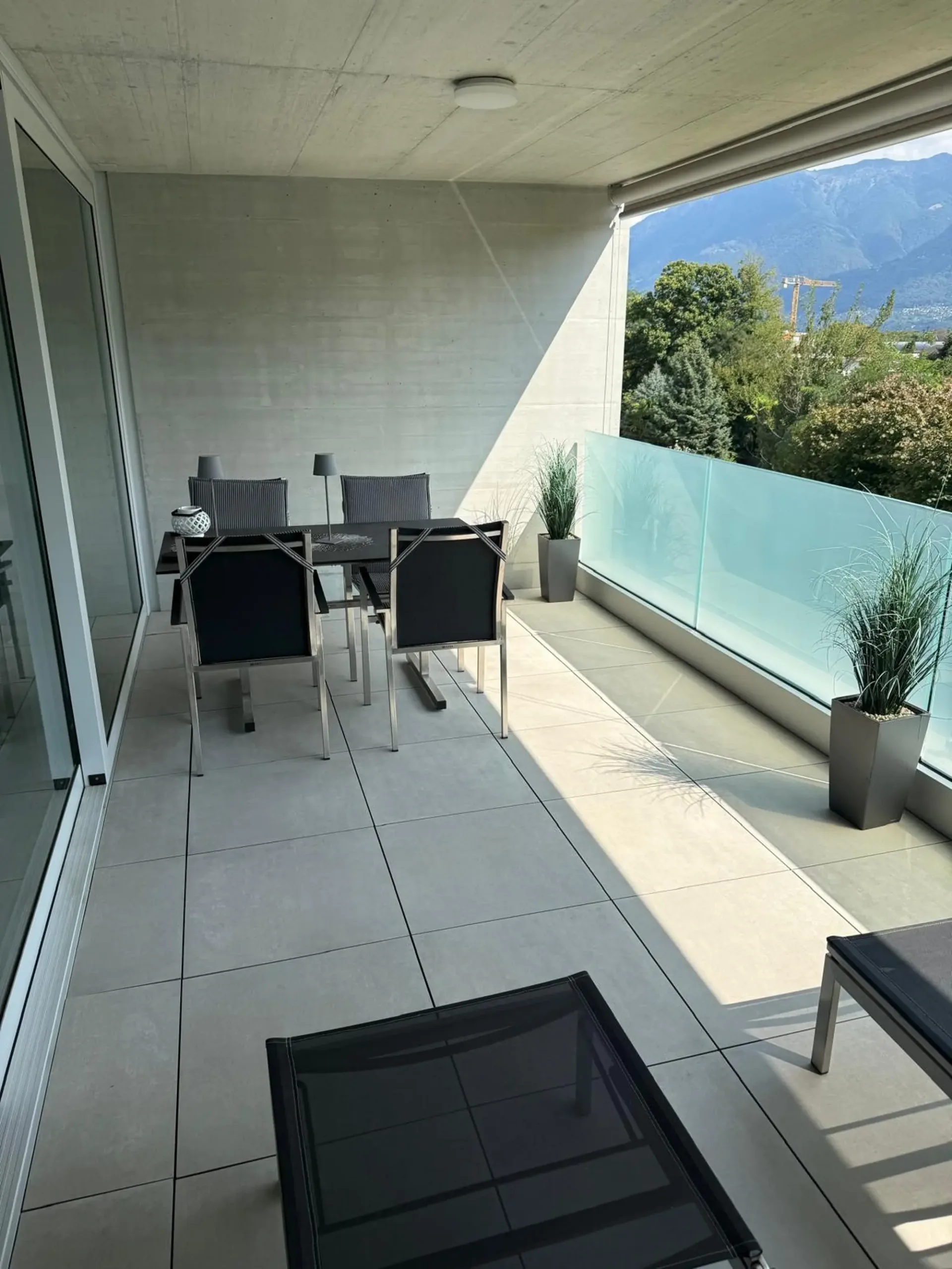 Residenza 96 - app. di 2.5 locali con vista aperta