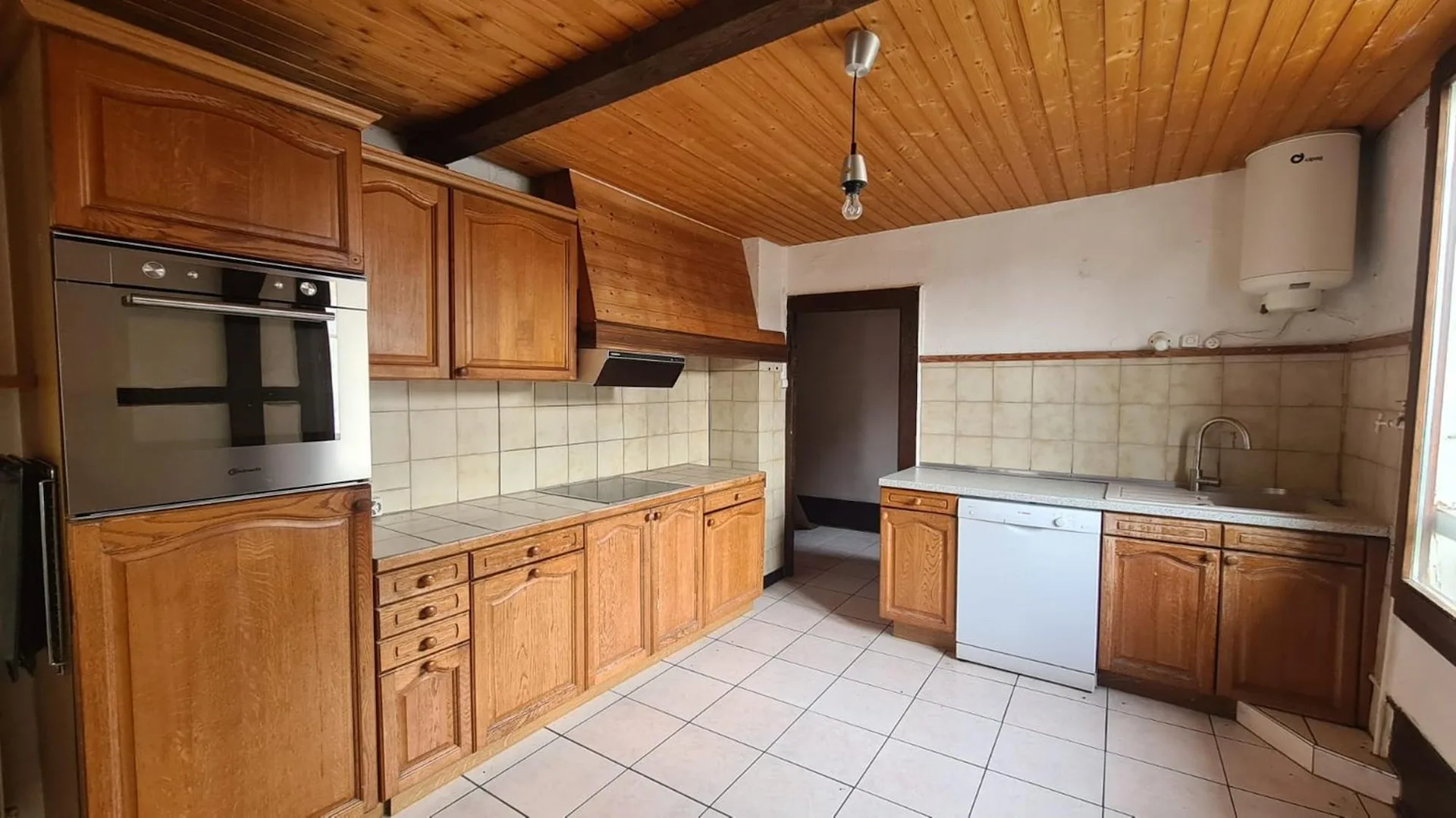 Spacieux appartement de 6.5 pièces avec balcon à Porrentruy