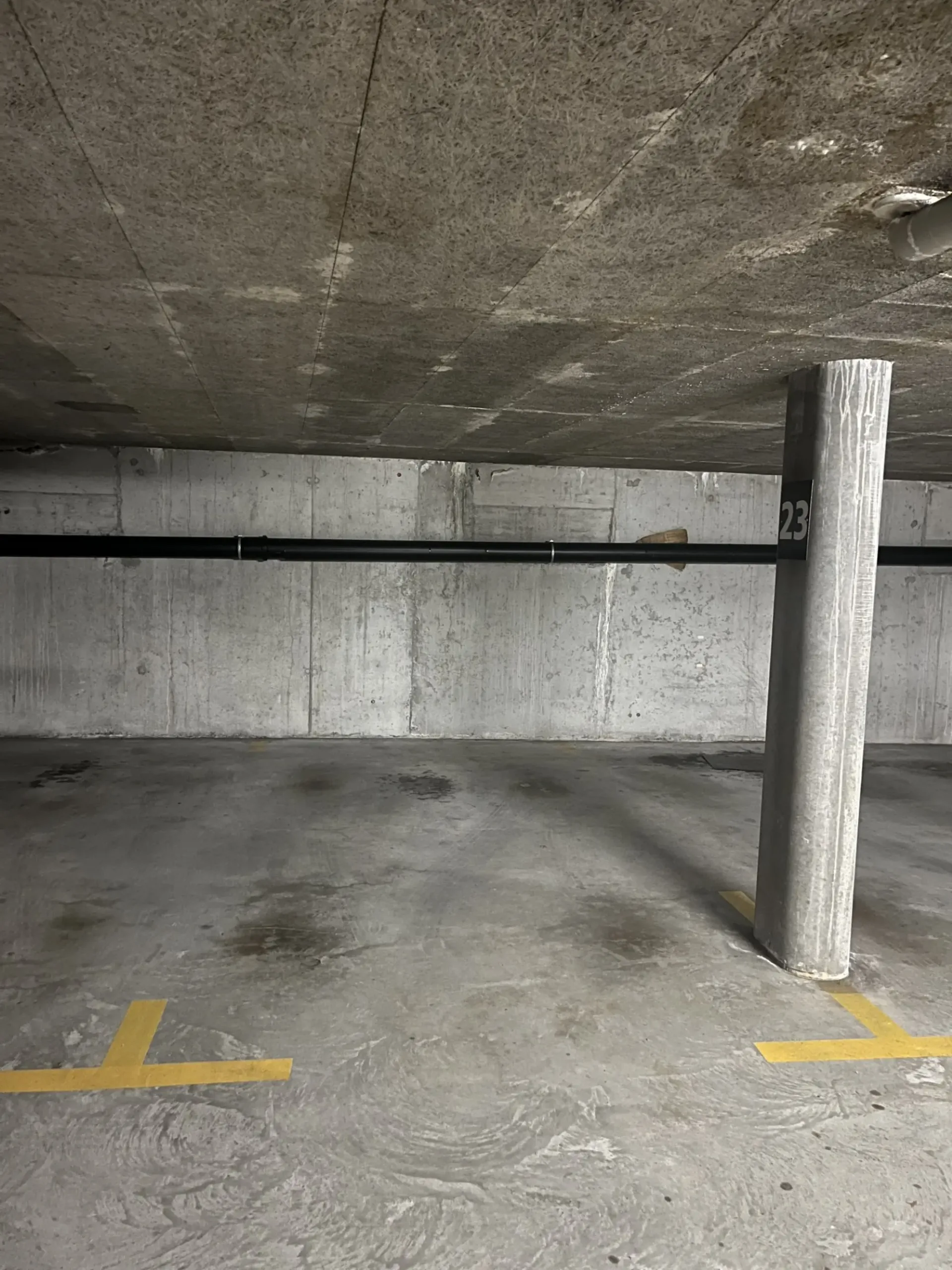 Einstellhallenplatz im Stadtzentrum von Biel zum Mieten