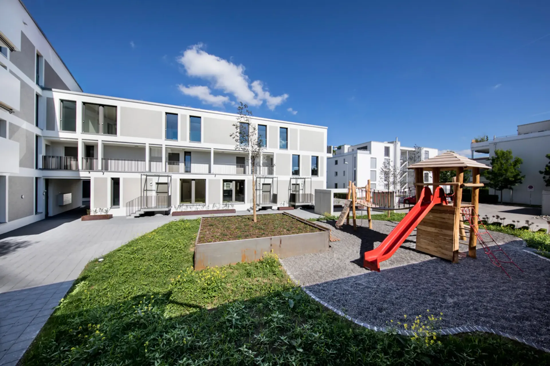 Modern maisonette apartment for rent