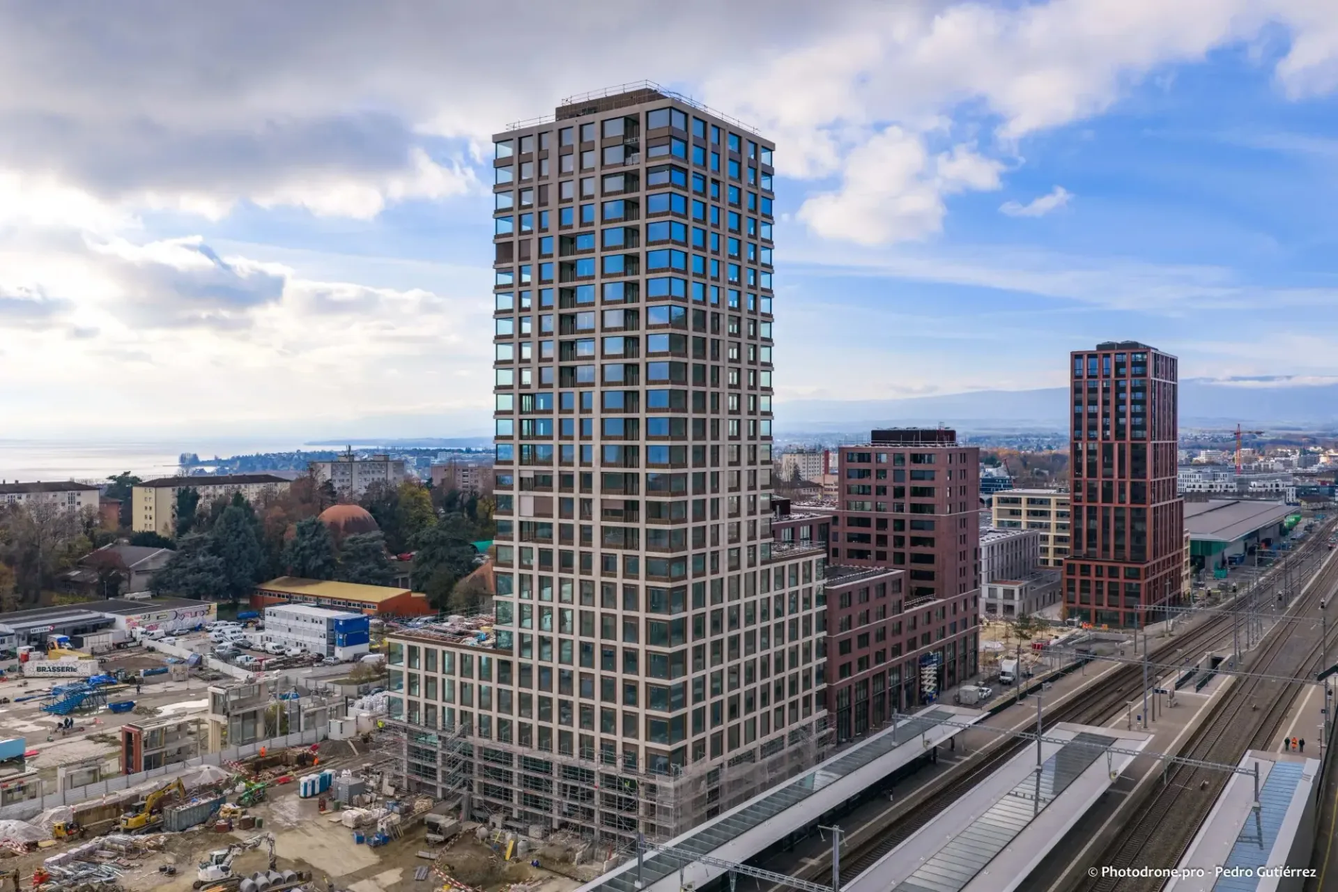 Surfaces de bureaux modernes de 200 à 1300 m2