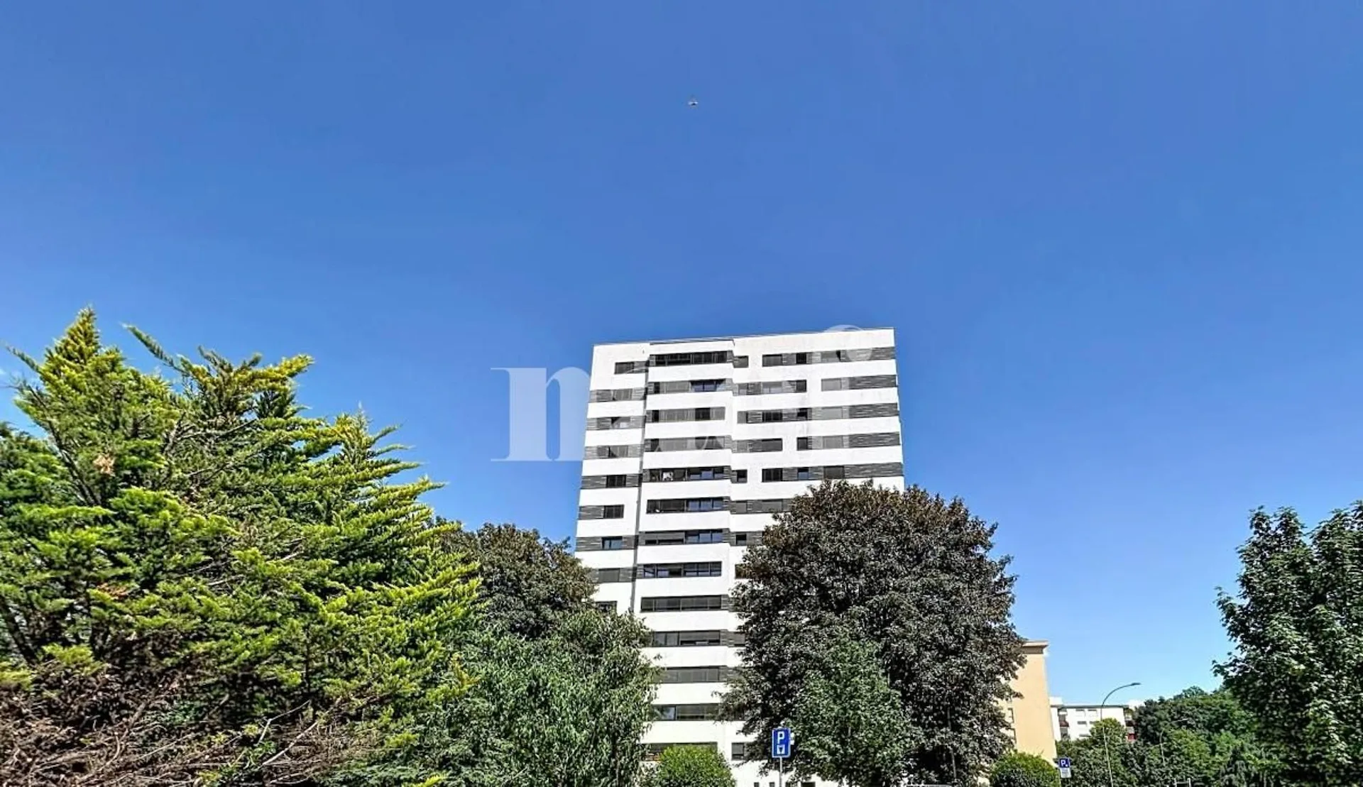 Appartement de 2 pièces au 9ème étage