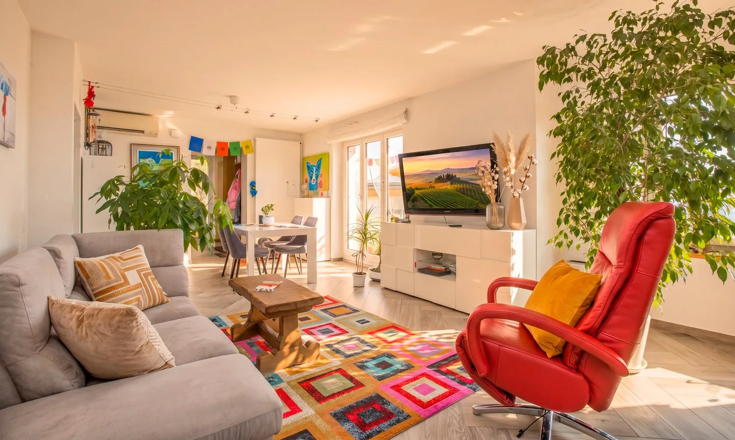 MAISON BIFAMILIALE 6.5 PIÈCES RÉNOVÉE VUE SUR LE LAC À MAROGGIA