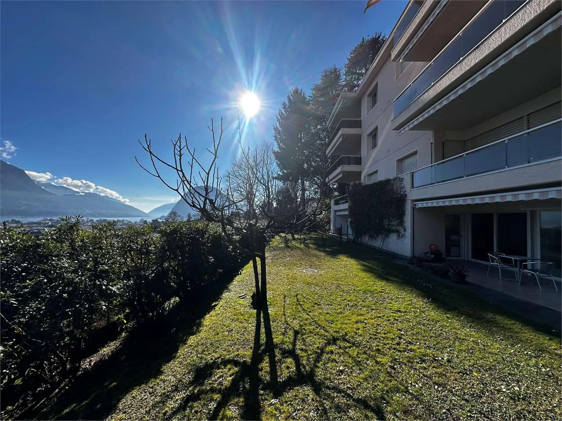 Rif.2645 Elegante Residenza di 400 mq con Vista Lago a Lugano