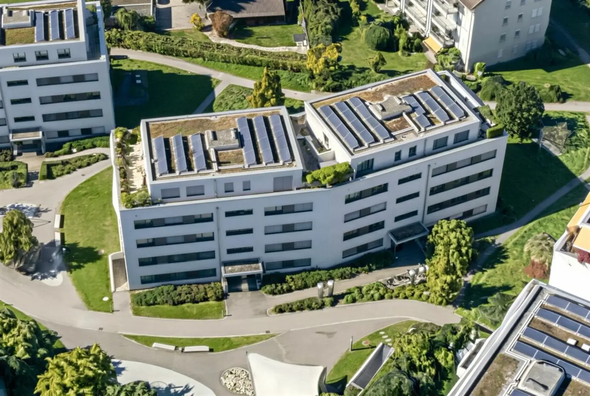 KOMFORTABEL UND GROSSZÜGIG ZUHAUSE