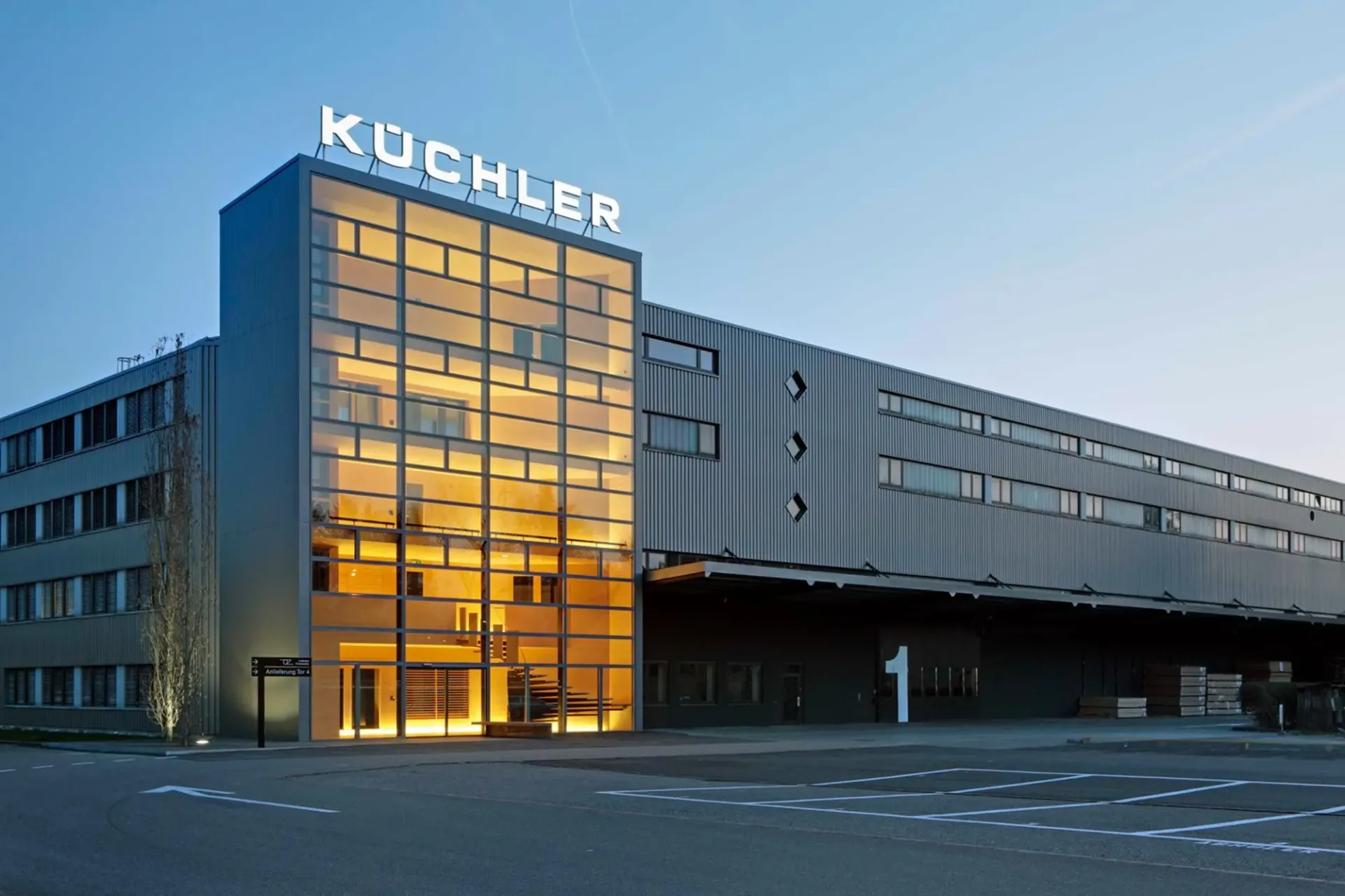 71 m2 Storage Space for Rent on the Outskirts of Zurich