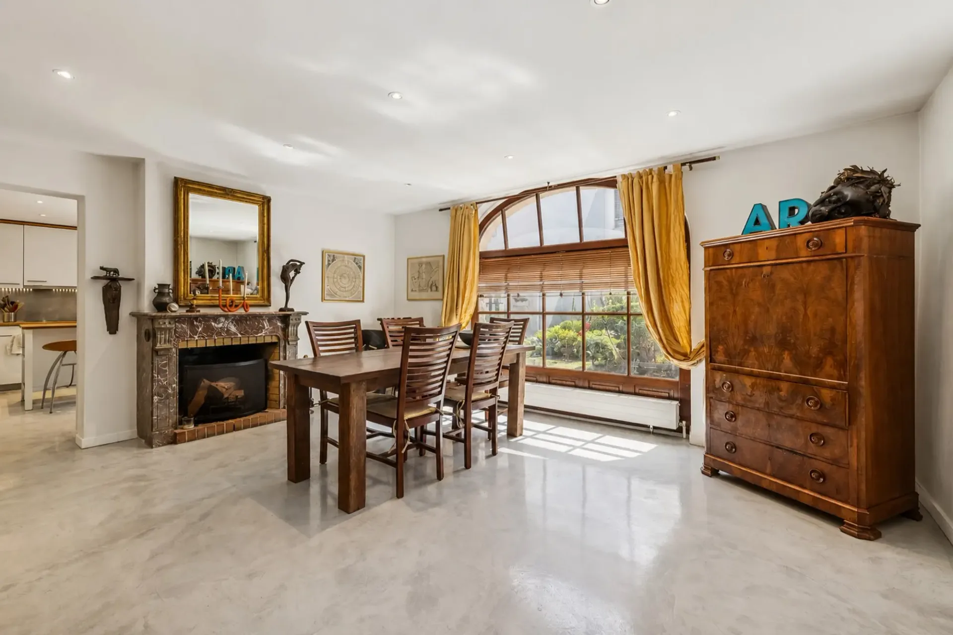 Charm in the heart of Veyrier