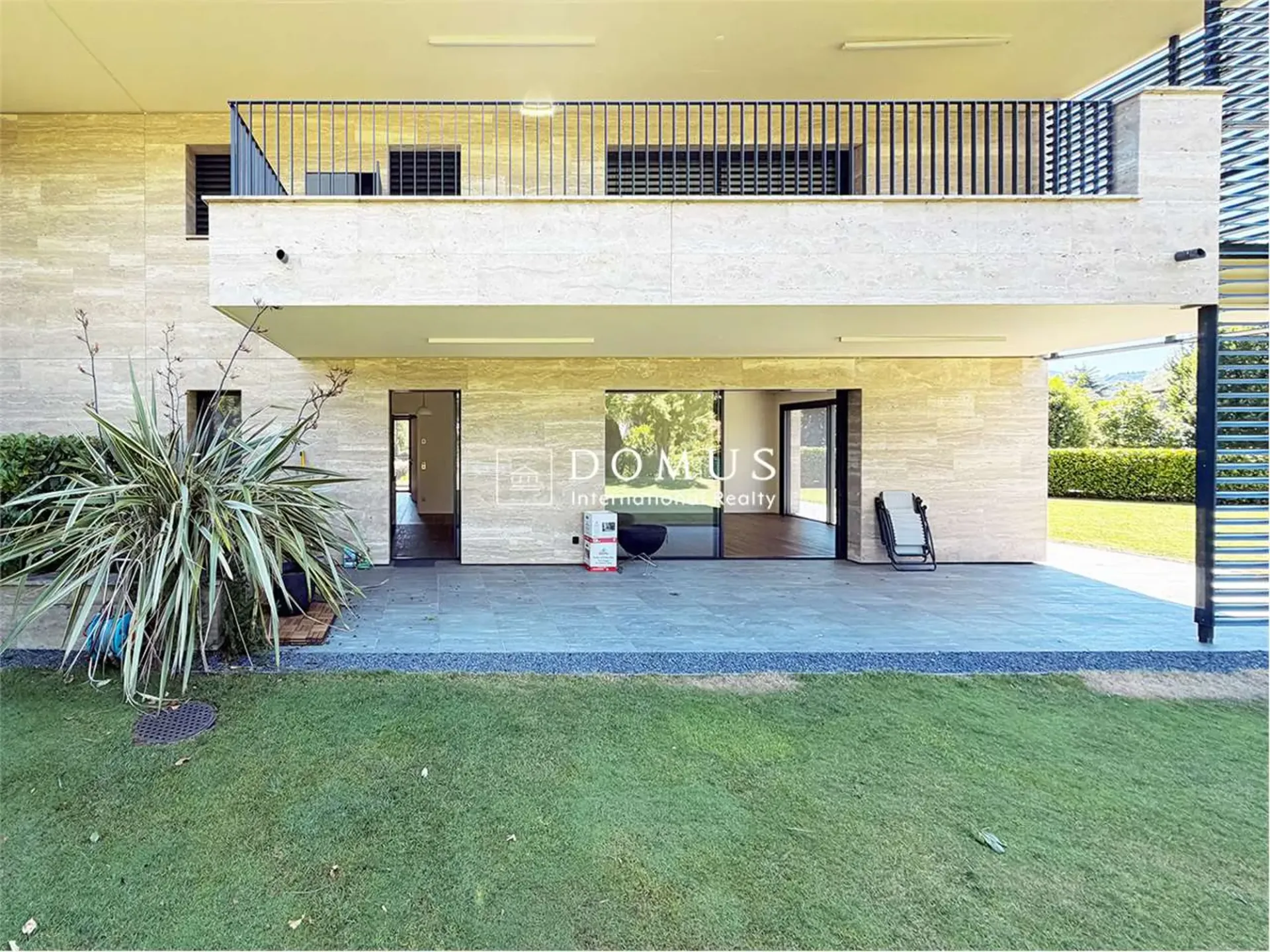 Elegantes Appartement mit Terrasse und Garten