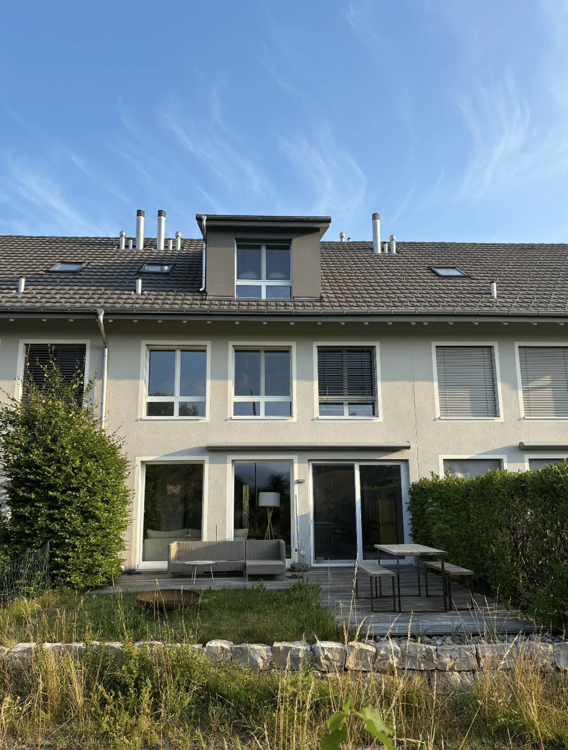 Geräumiges 6.5-Zimmer-Reihenhaus zur Miete in Uerzlikon