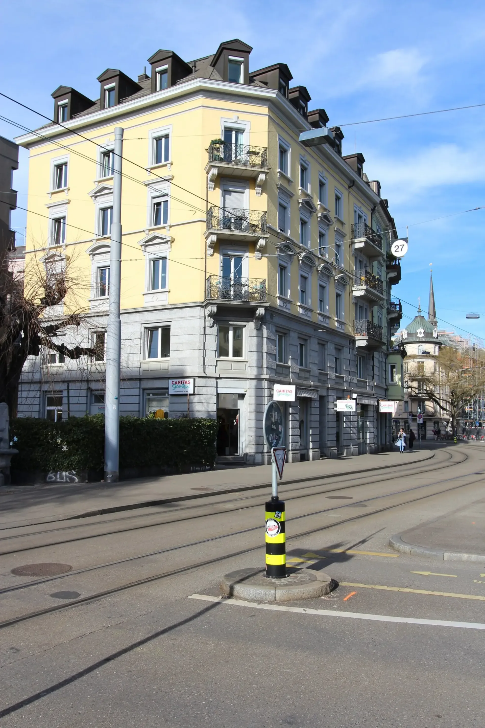 Moderne Geschäftsräume an der Birmensdorferstrasse zu vermieten
