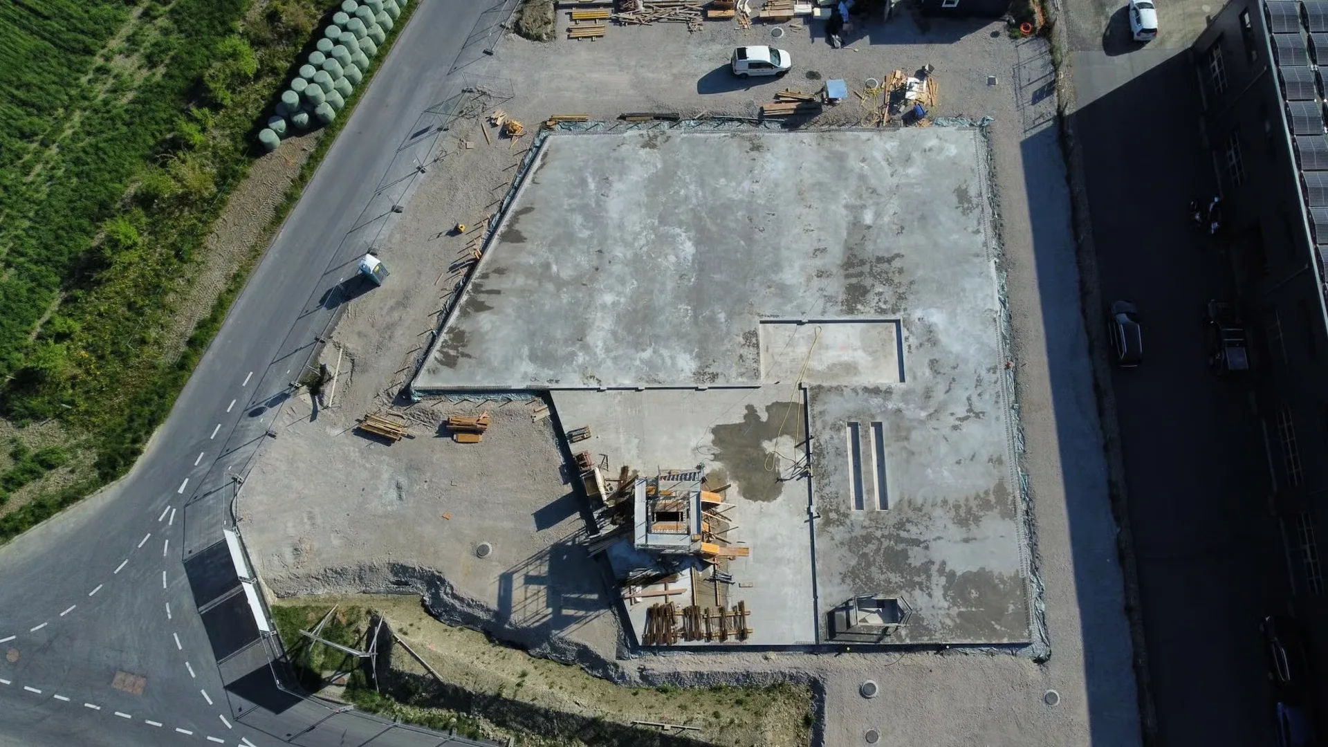 Baustelle geöffnet - Moderner Büroraum