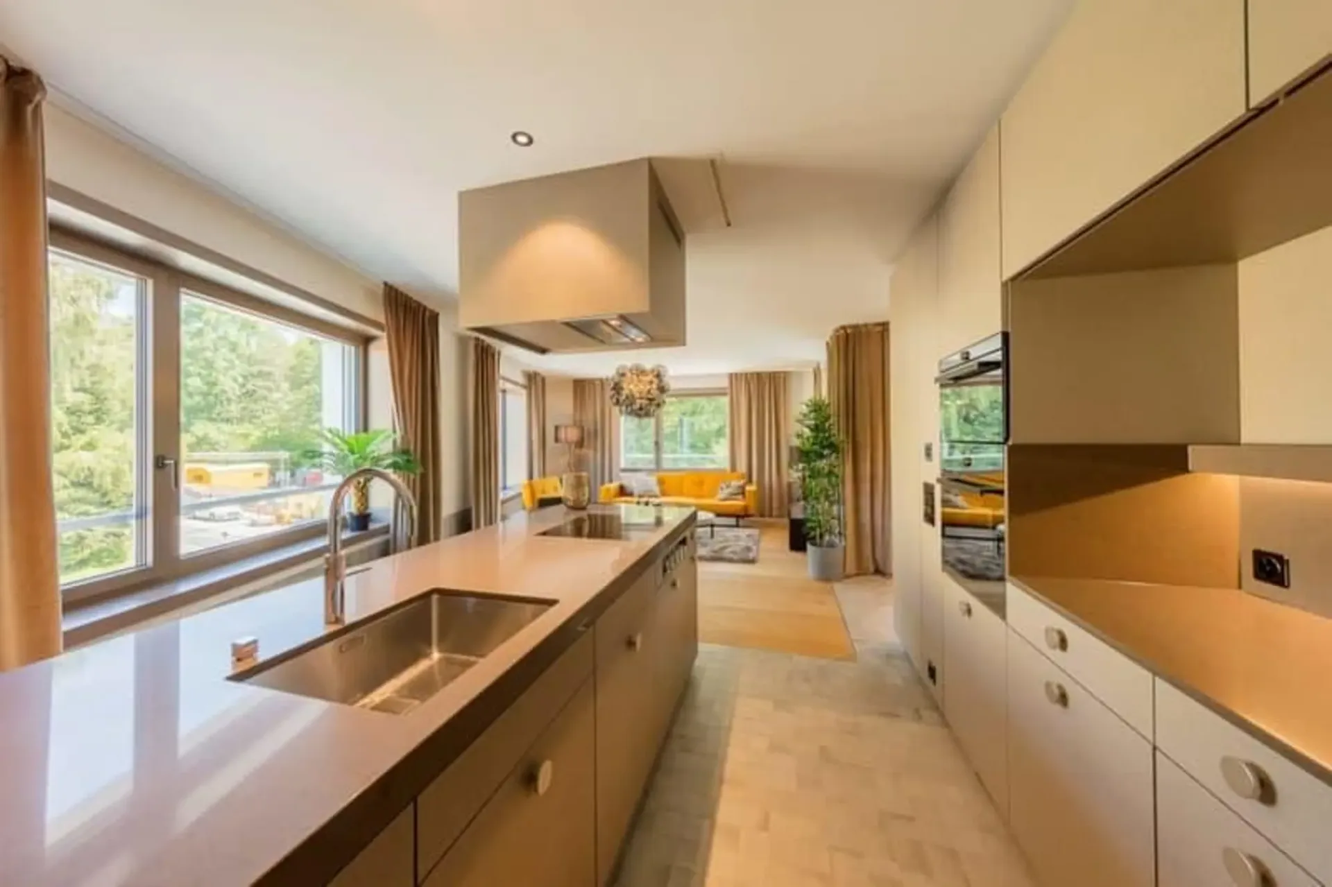 Furnished Apartment (2.5 room) with Pool, Gym, usw.
