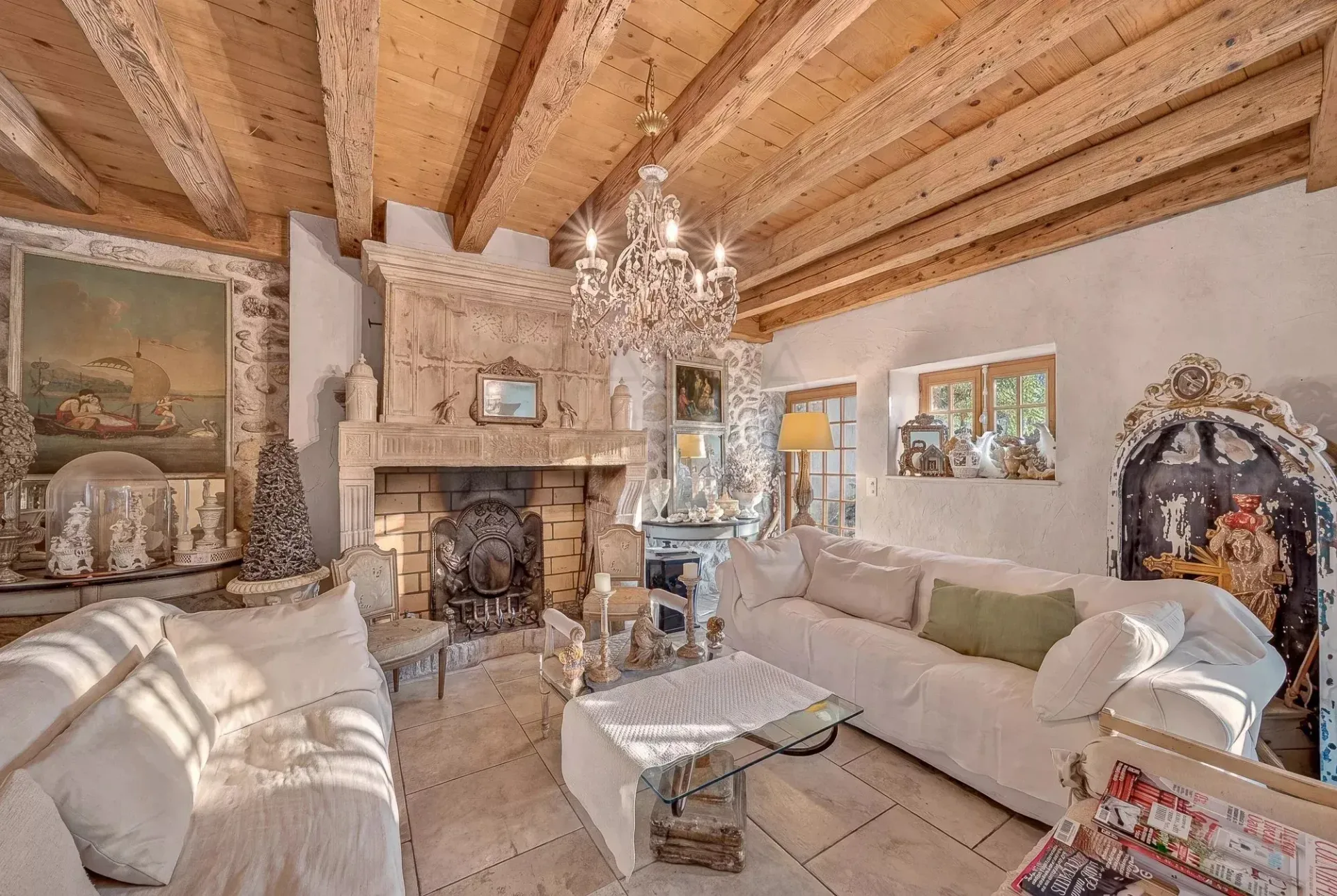 Maison de village rénovée avec vue sur la montagne et le lac, Givrins