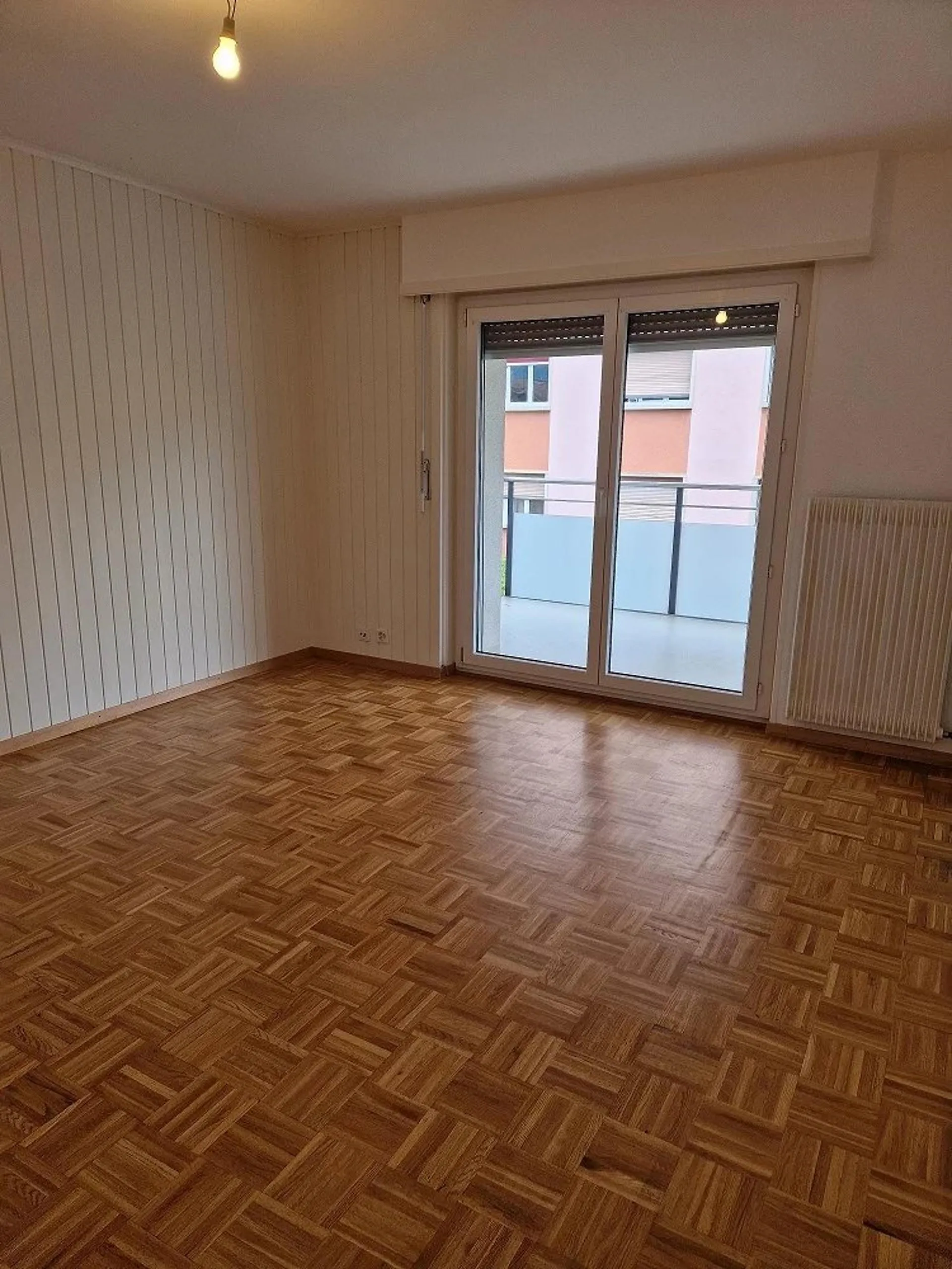 Wohnung mit 3 Zimmern im 1. Stock