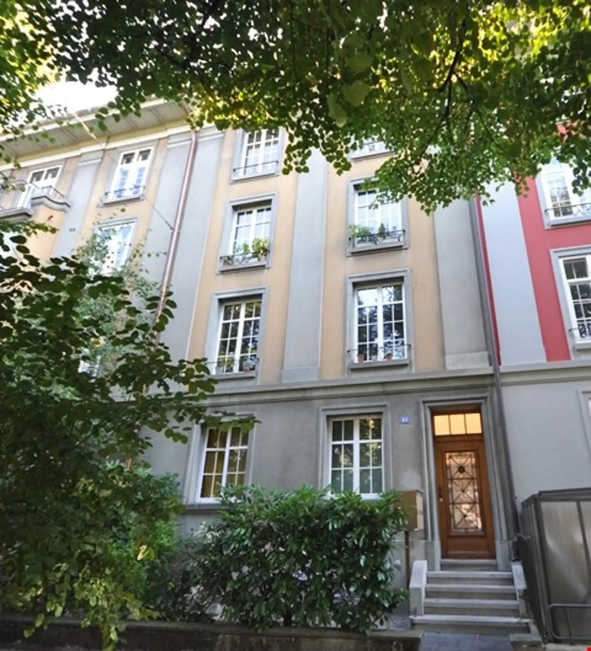 Charmante Altbauwohnung im beliebten Wettsteinquartier