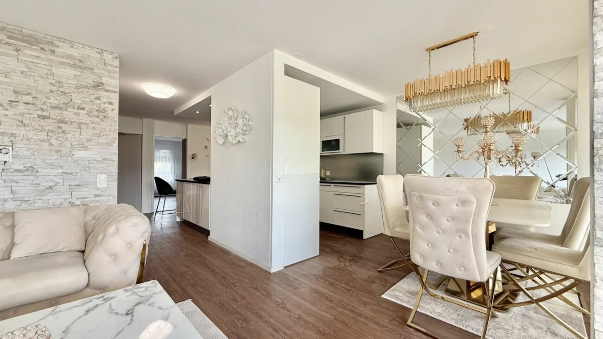 Grosszügige 4.5-Zimmer Wohnung im beliebten Holenacker-Quartier