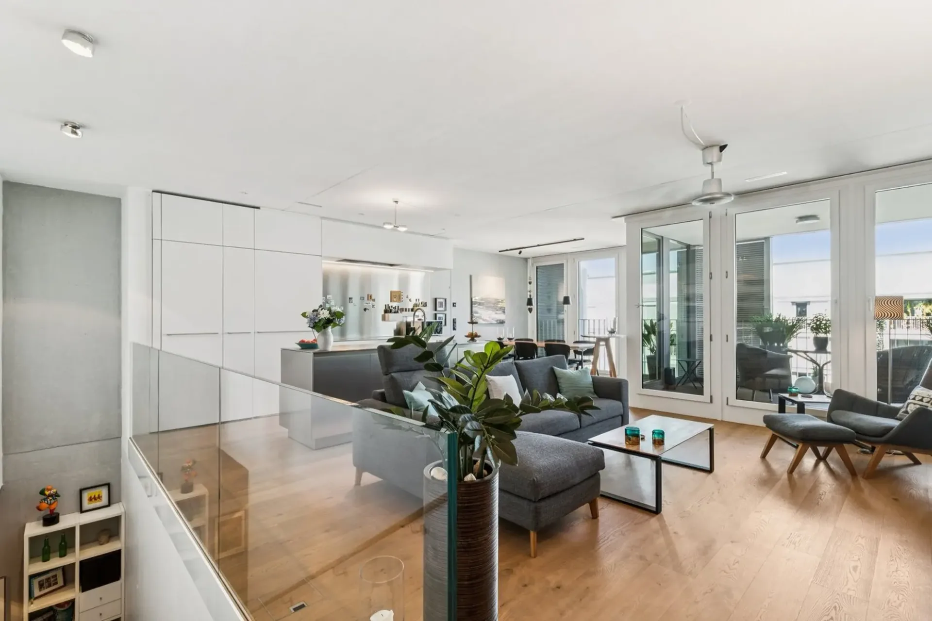 Exclusive 3.5-room attic apartment in the legendary Puls 5