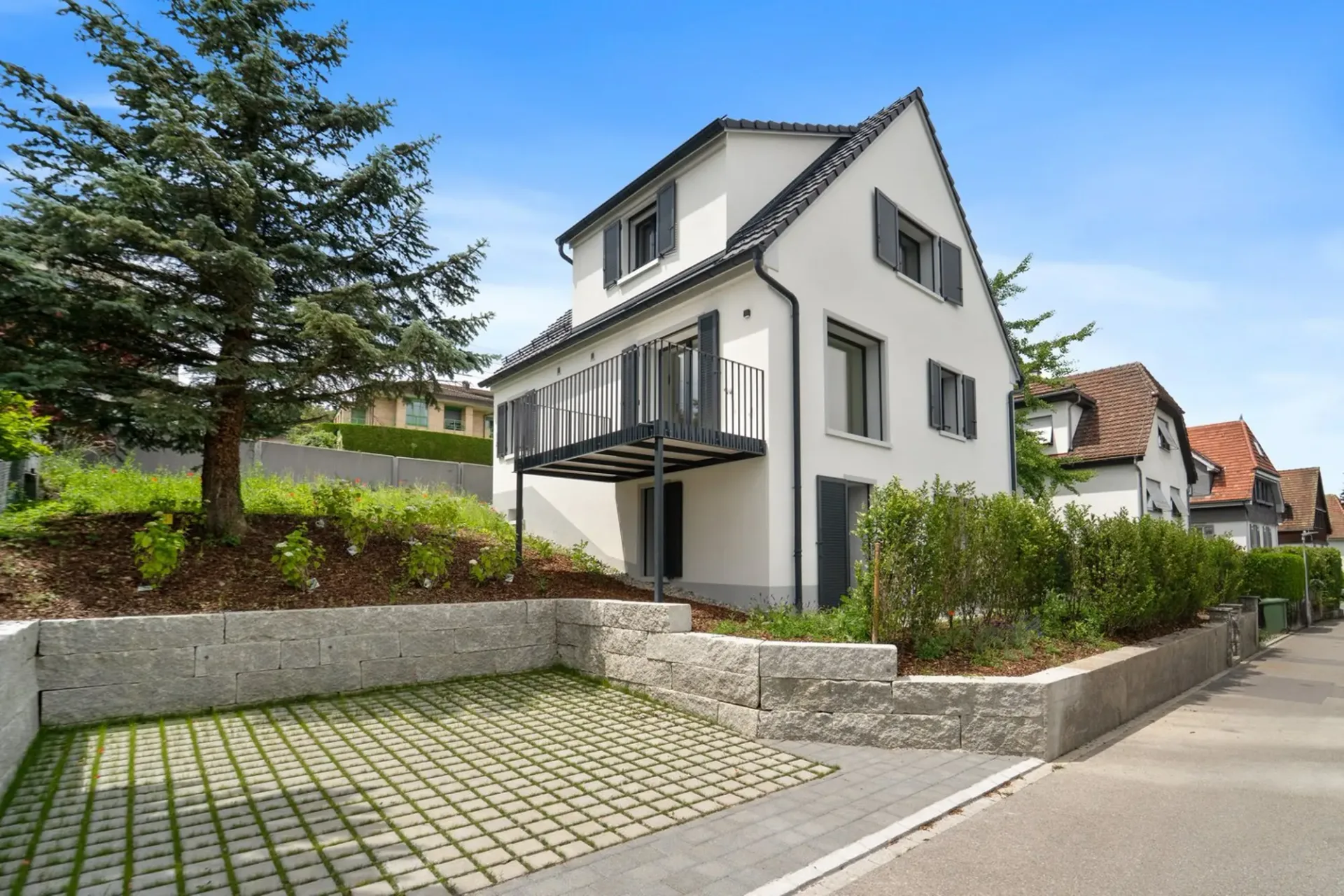 Vivere con stile in una posizione molto richiesta a Rüschlikon