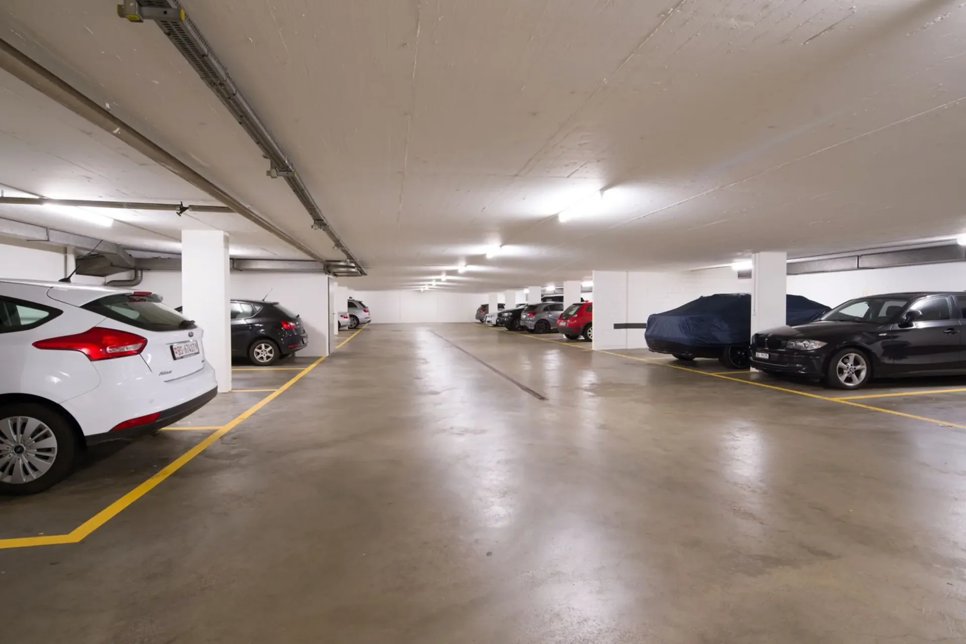Parkplatz in der Einstellhalle zu vermieten