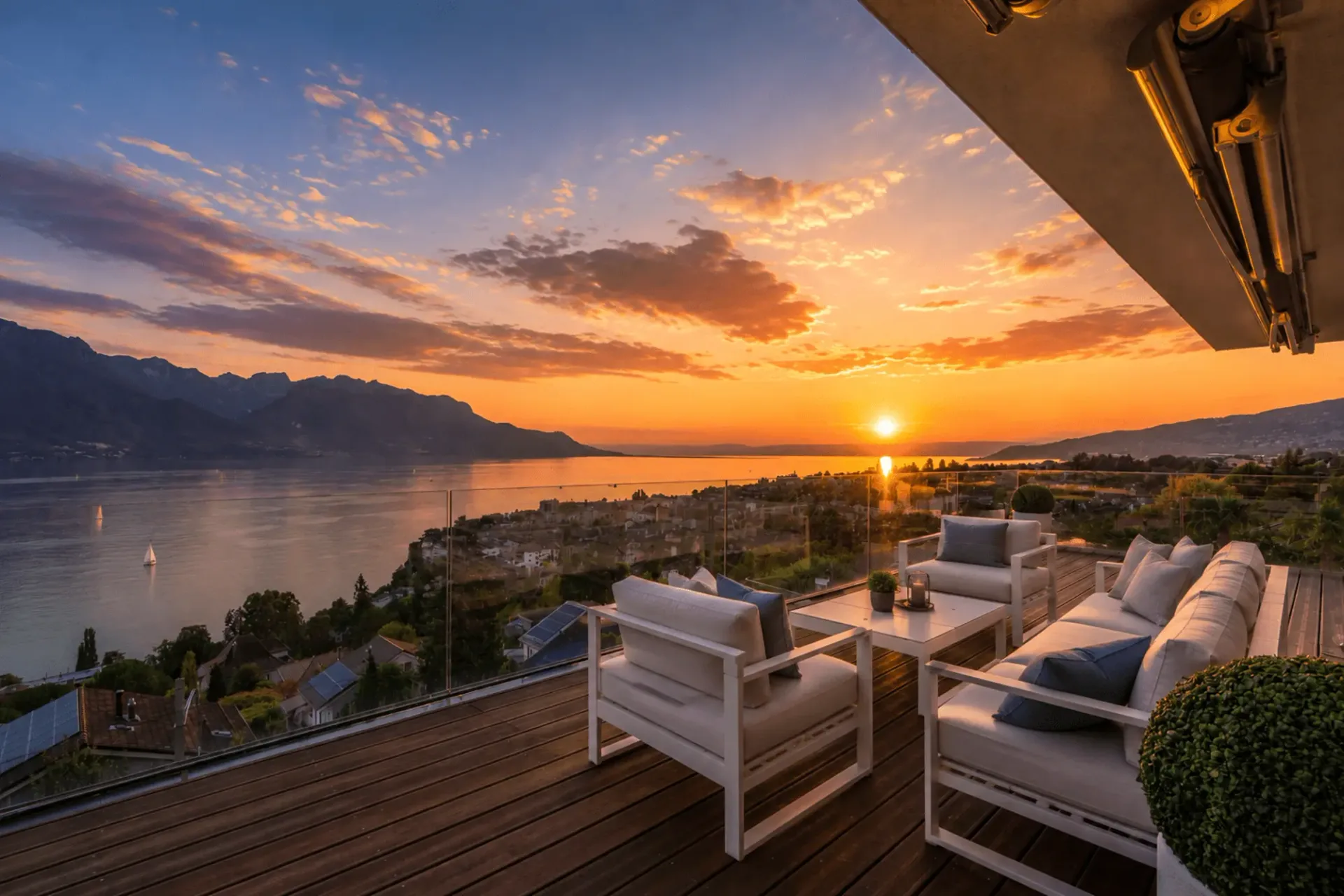 MONTREUX - AUßERGEWÖHNLICHES DACHGESCHOSS MIT PANORAMABLICK