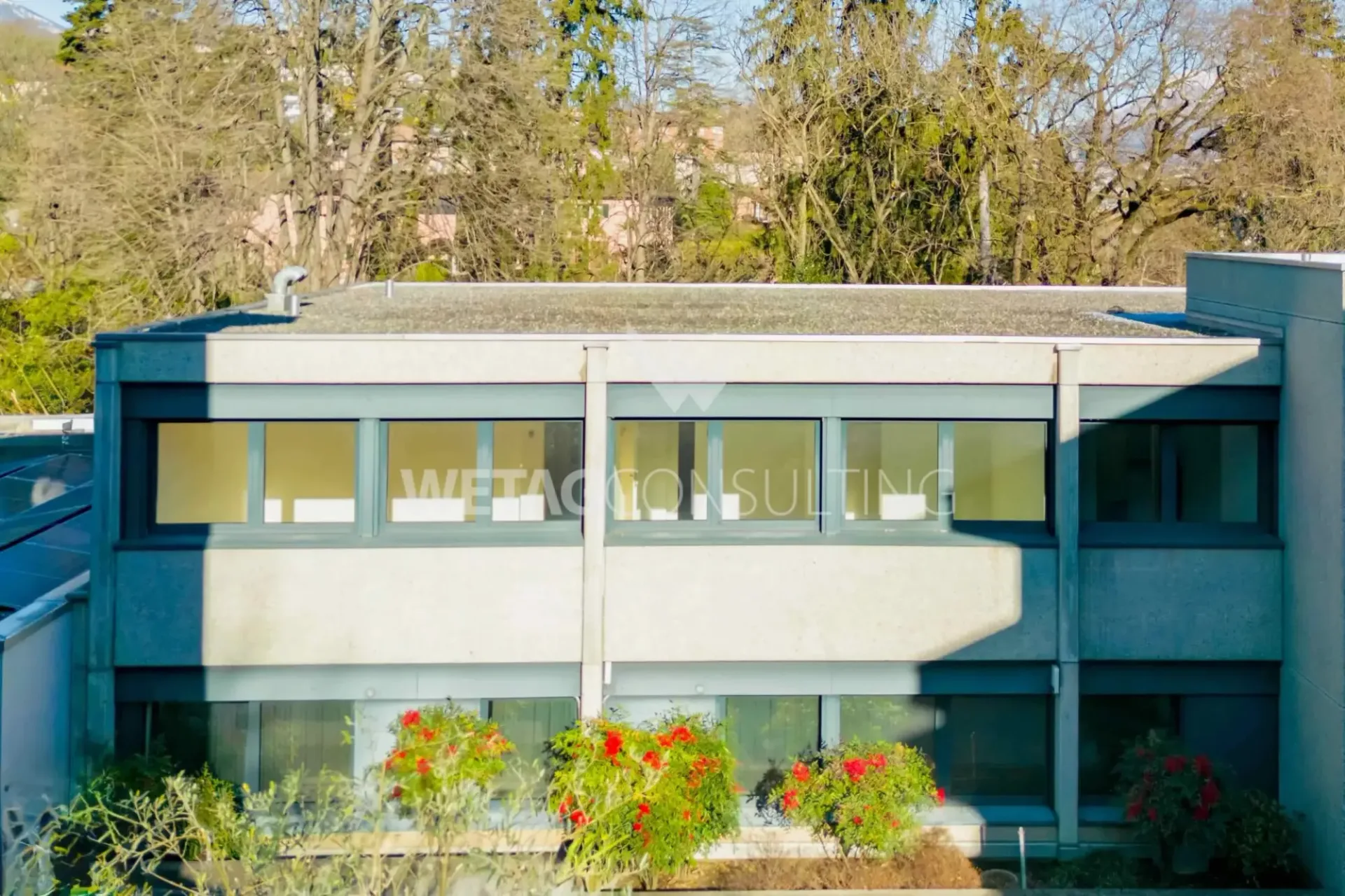 Moderne repräsentative Büros zu verkaufen in Lugano-Sorengo