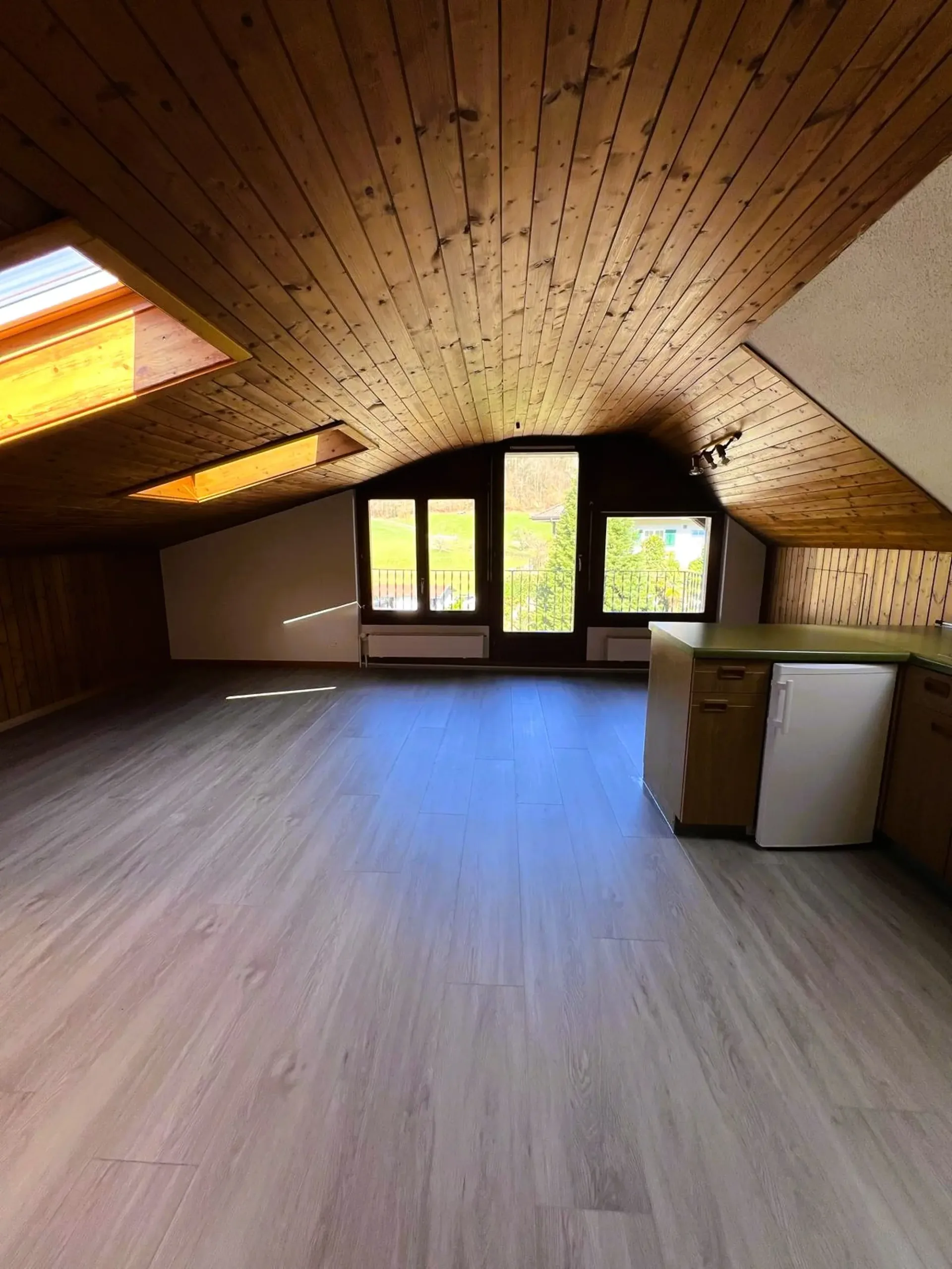 Grosszügiges Studio in Mühlethal zu vermieten
