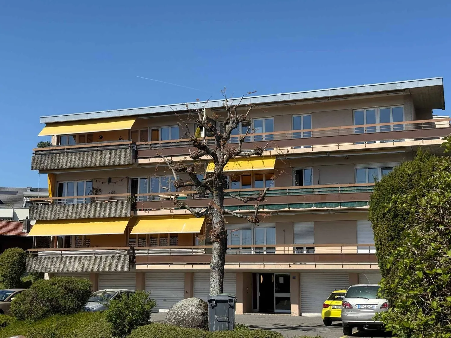 Charmantes 2-Zimmer-Wohnung komplett renoviert in Épalinges