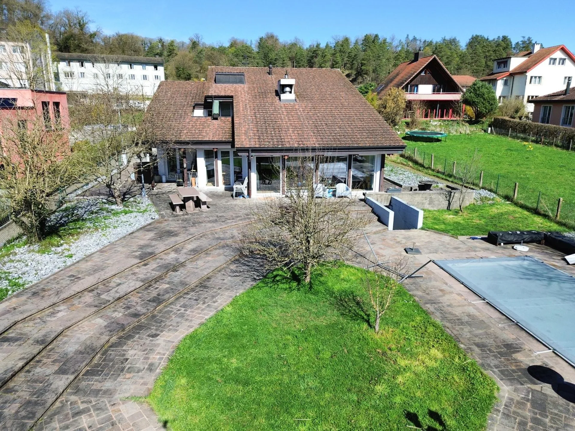 Gartenparadies mit traumhaftem Weitblick