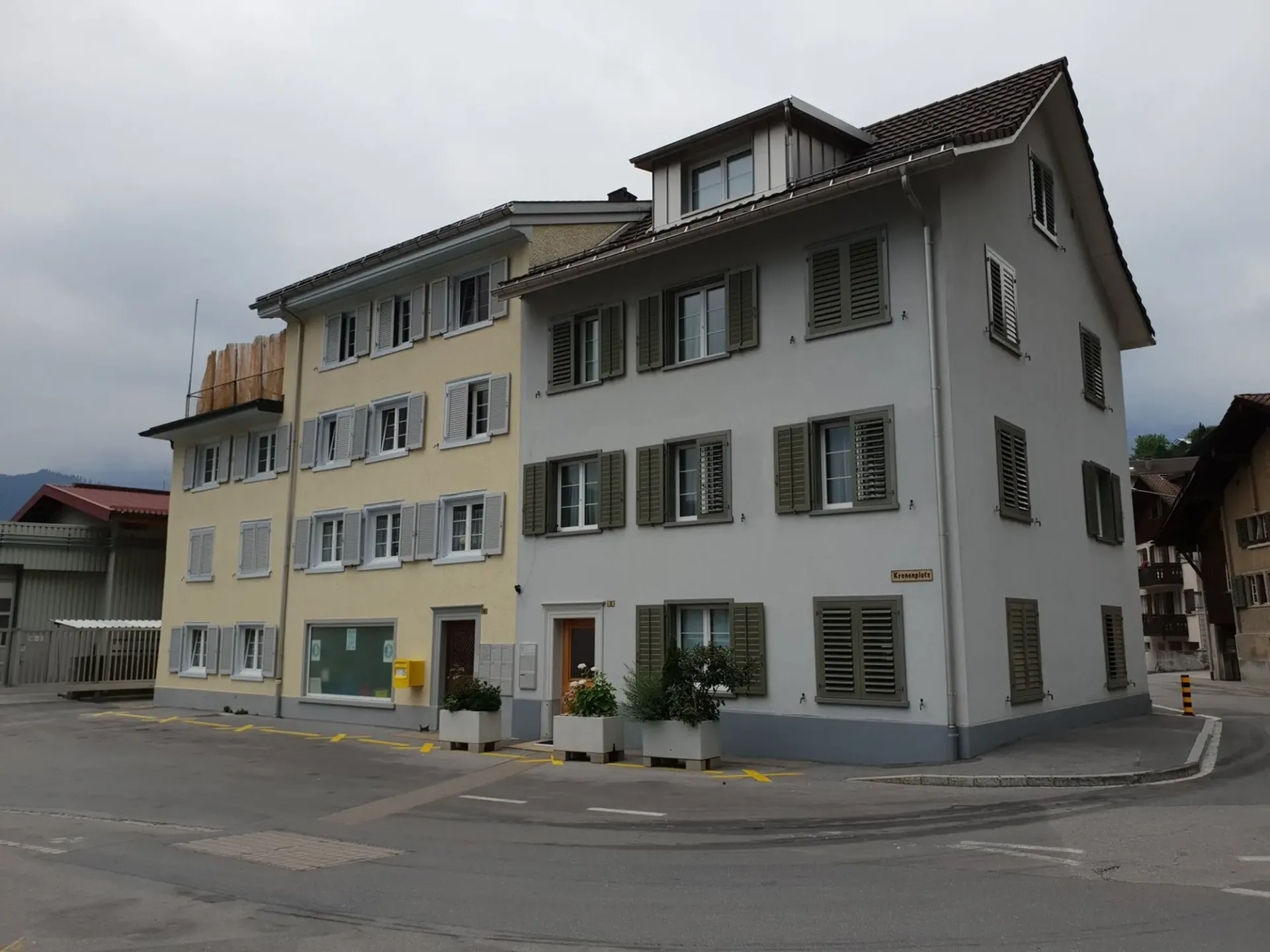 kleine, gemütliche 2-Zimmerwohnung zu vermieten im Zentrum von Ennenda