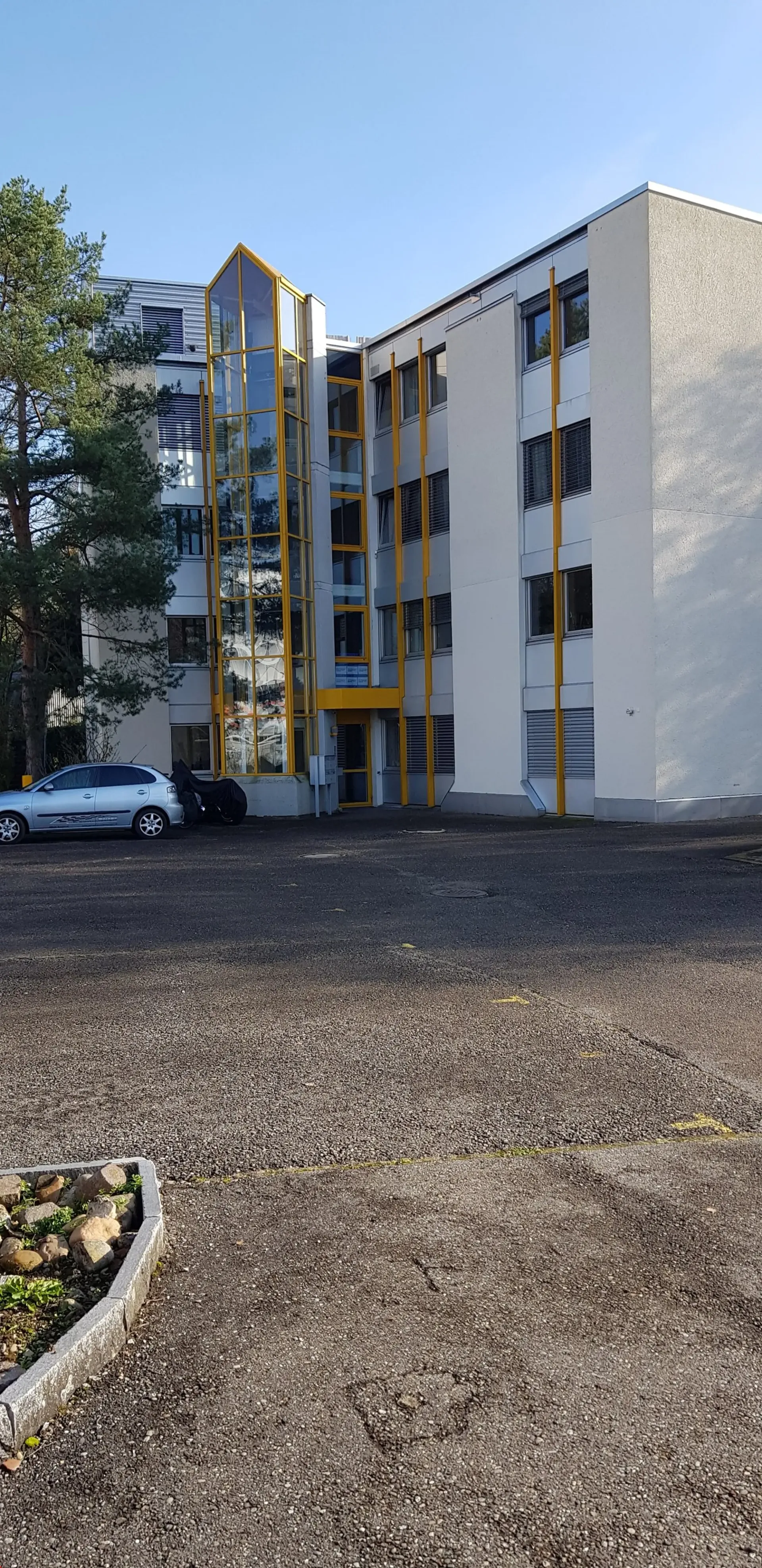 Büroräumlichkeit in Gewerbehaus 22 m2