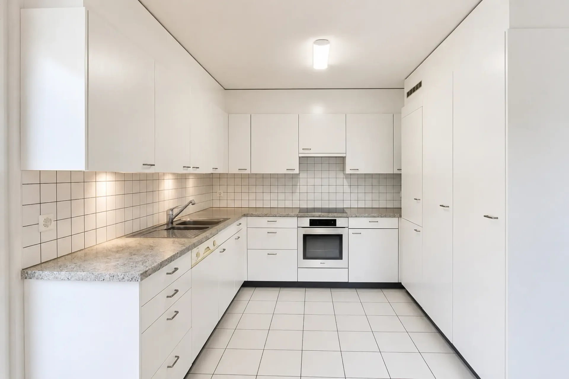 Grosszügige 4.5-Zimmer-Dachwohnung an zentraler Lage